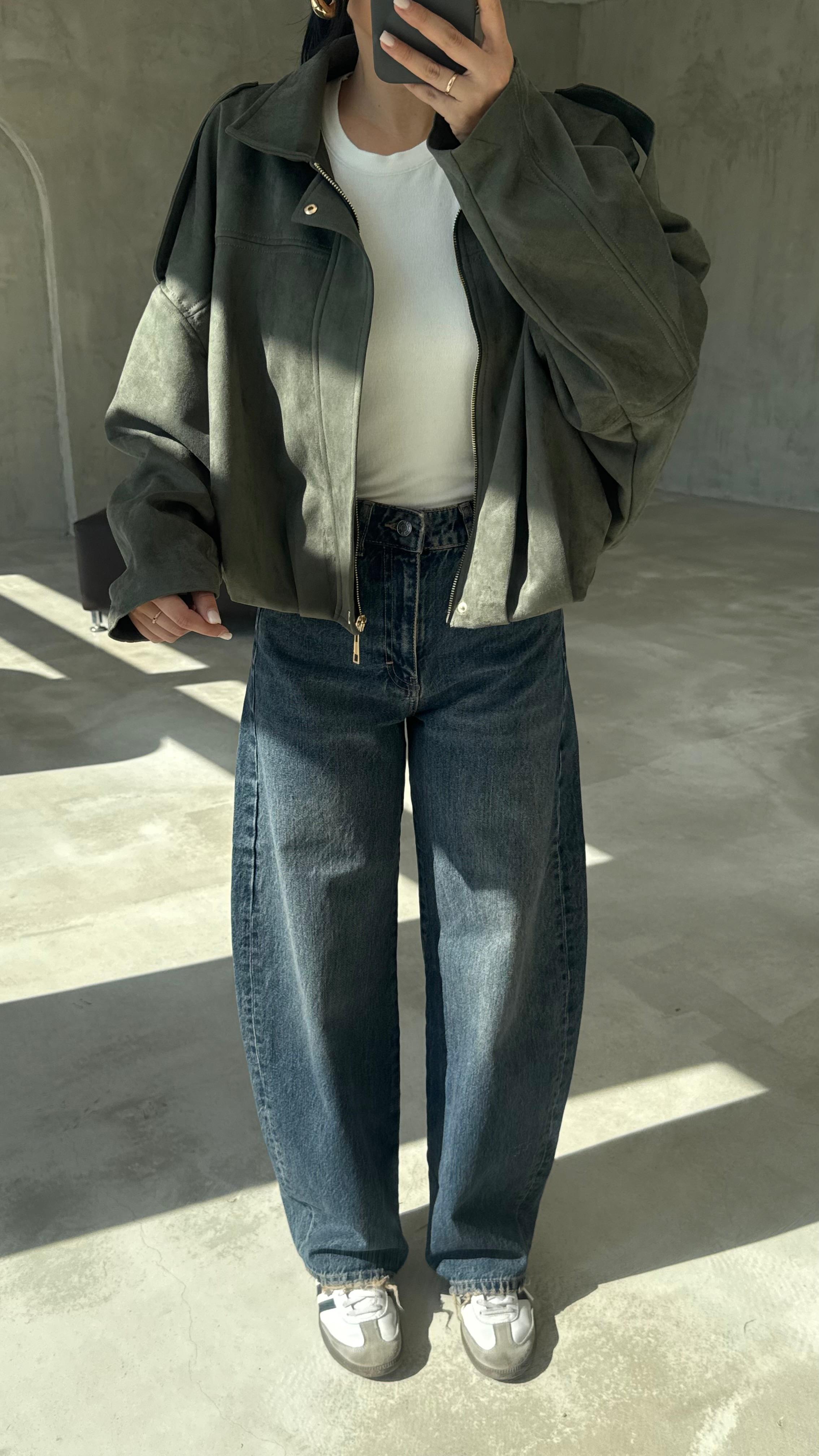 Barrel Fit Jean (VNT3601)