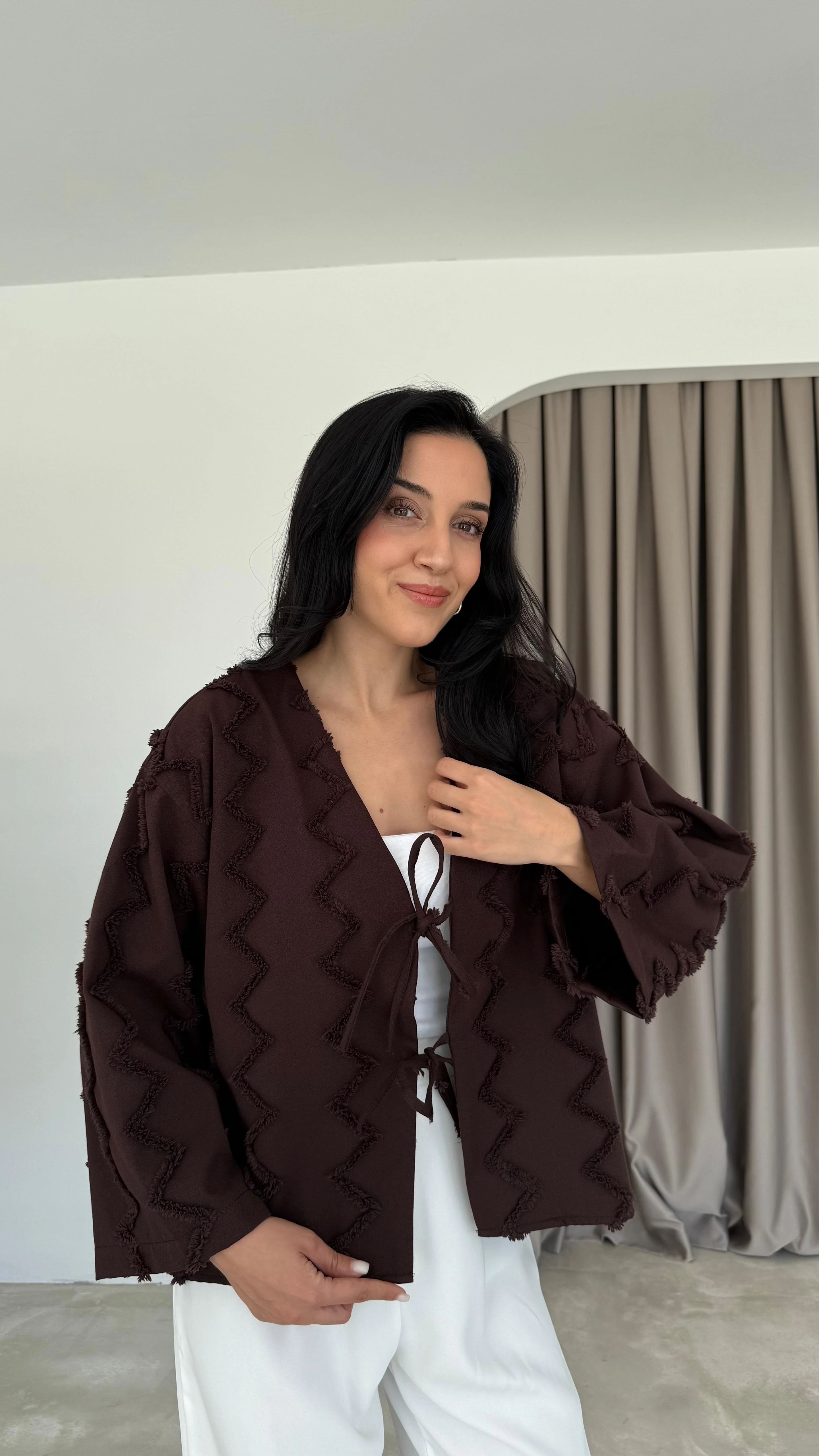 Püskül Detay Bağlamalı Gömlek (VNT7030)