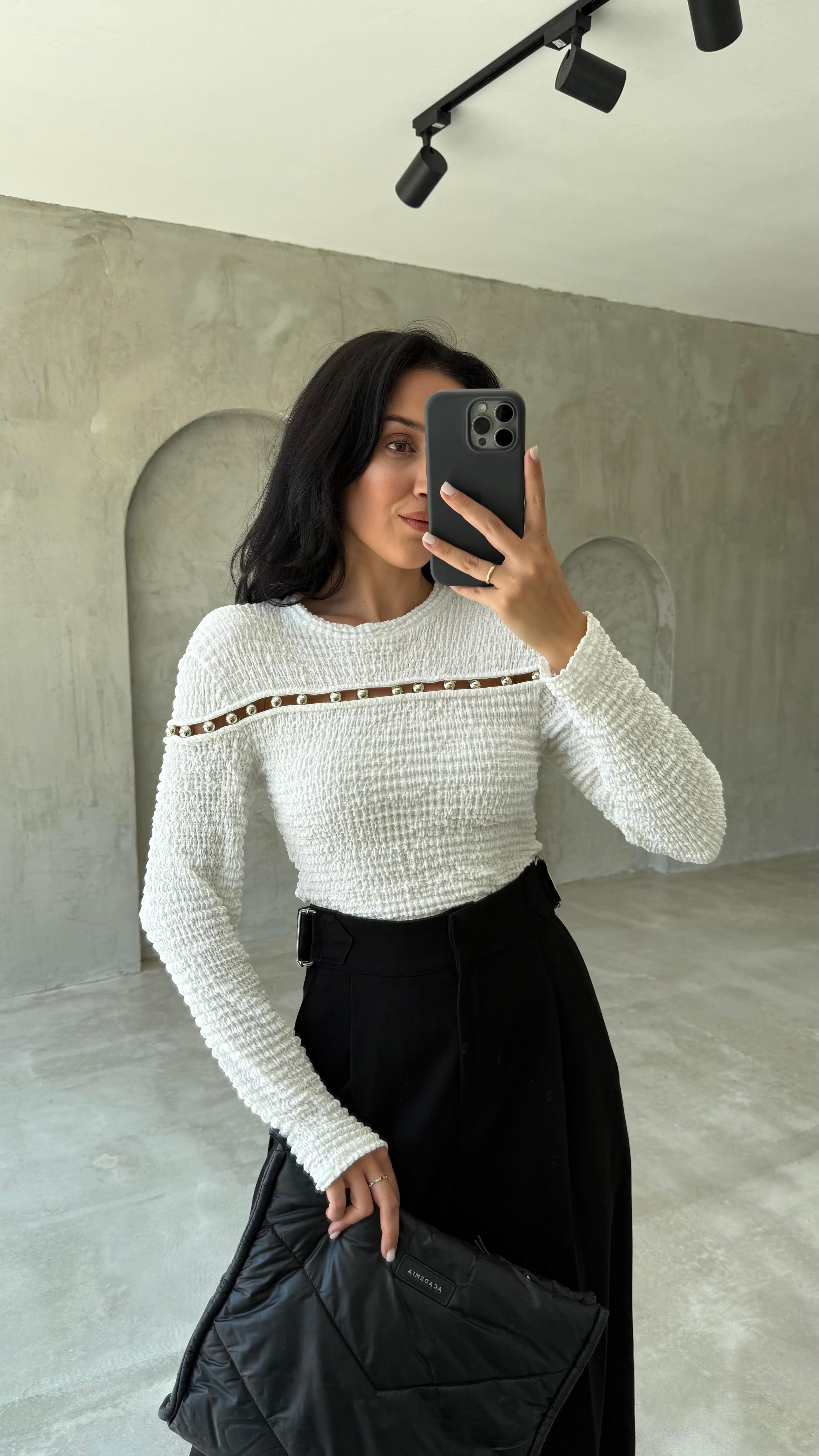 Boncuk Detaylı Bluz (VNTFC7091)