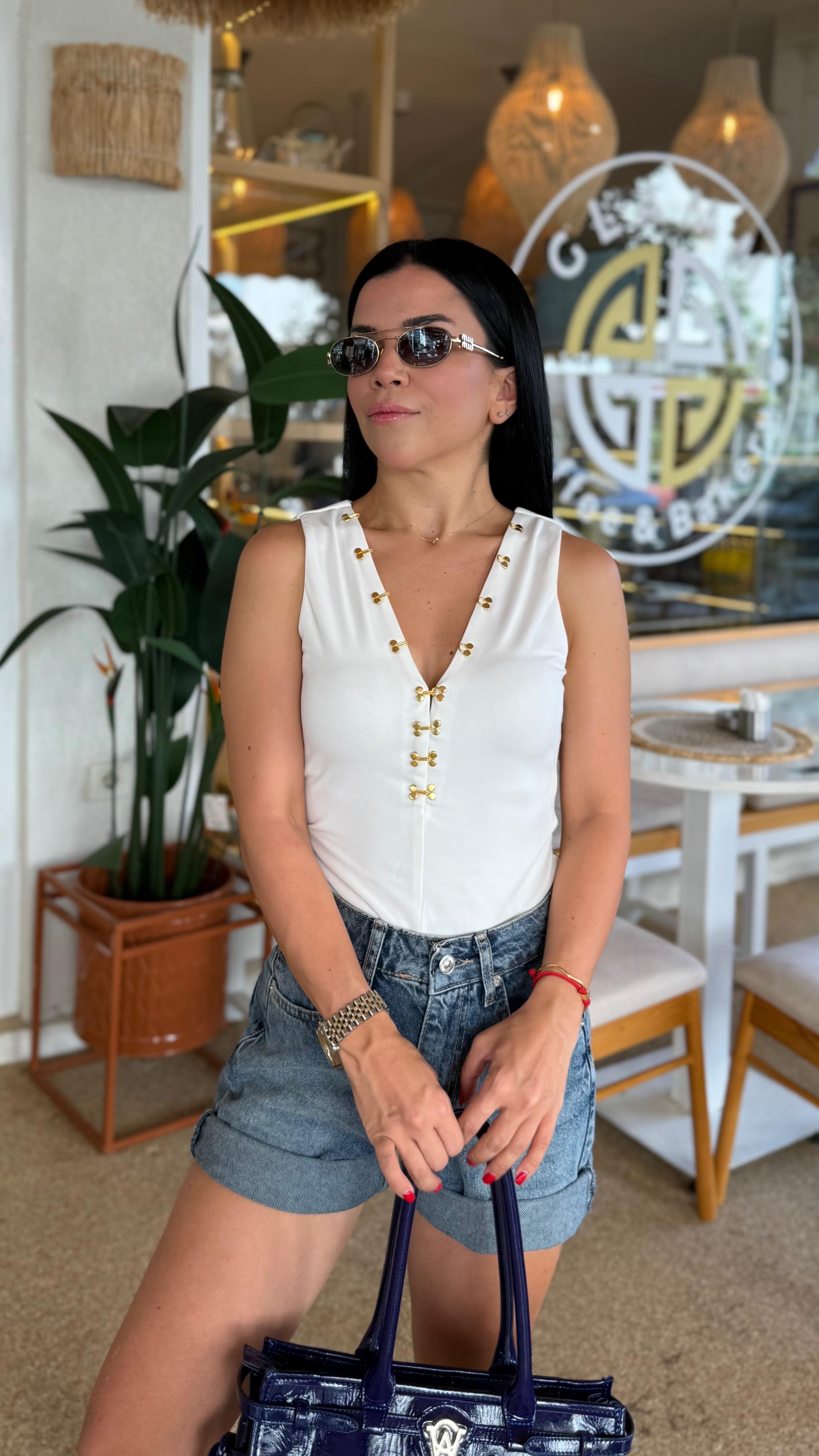 Kanca Detaylı Bluz