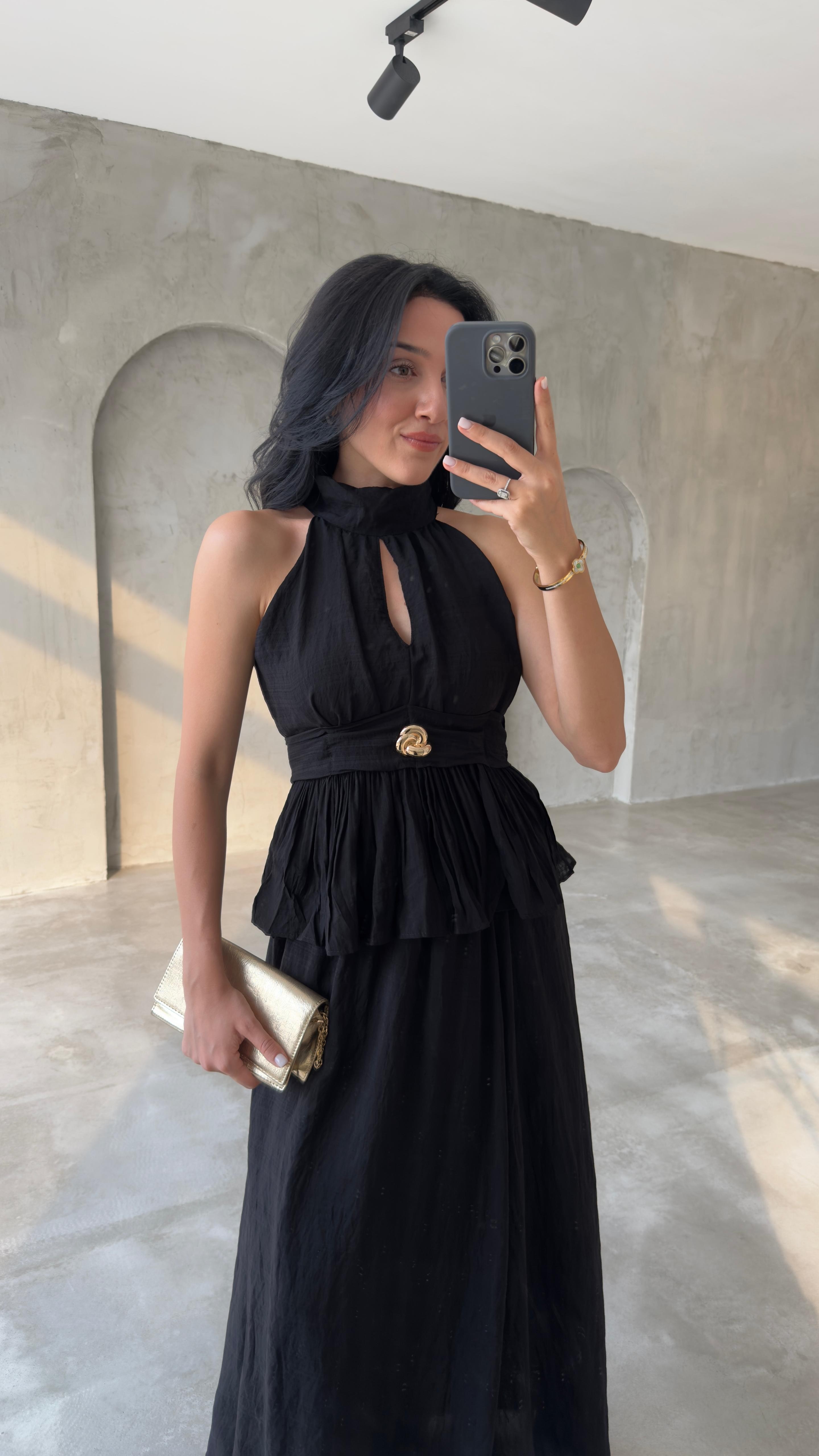 Piliseli Halter Yaka Bluz Etek Takım