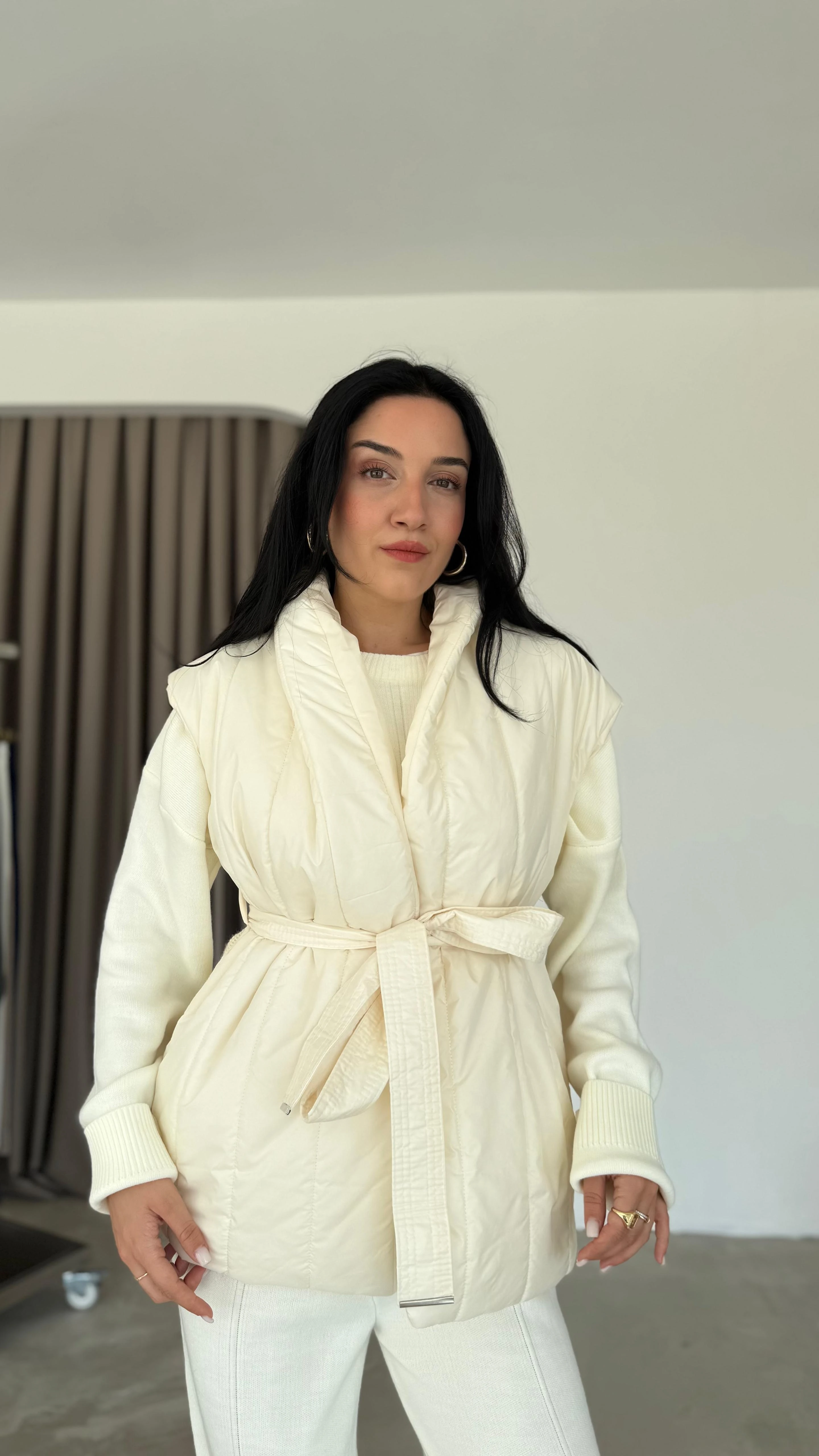 Arkası Triko Detaylı Kuşaklı Yelek (VNT42)