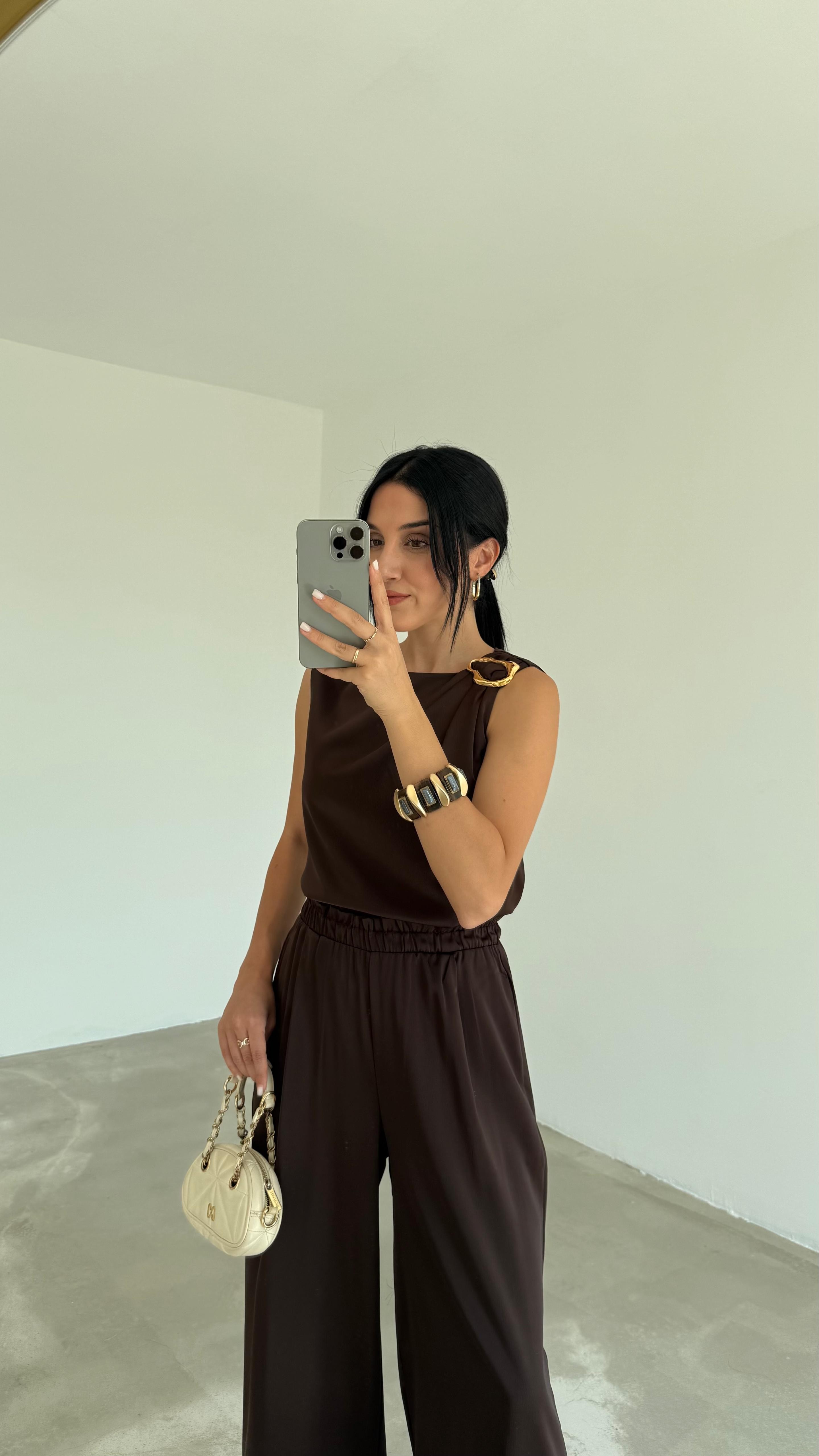 Omuz Toka Detaylı Takım (VNT251037)