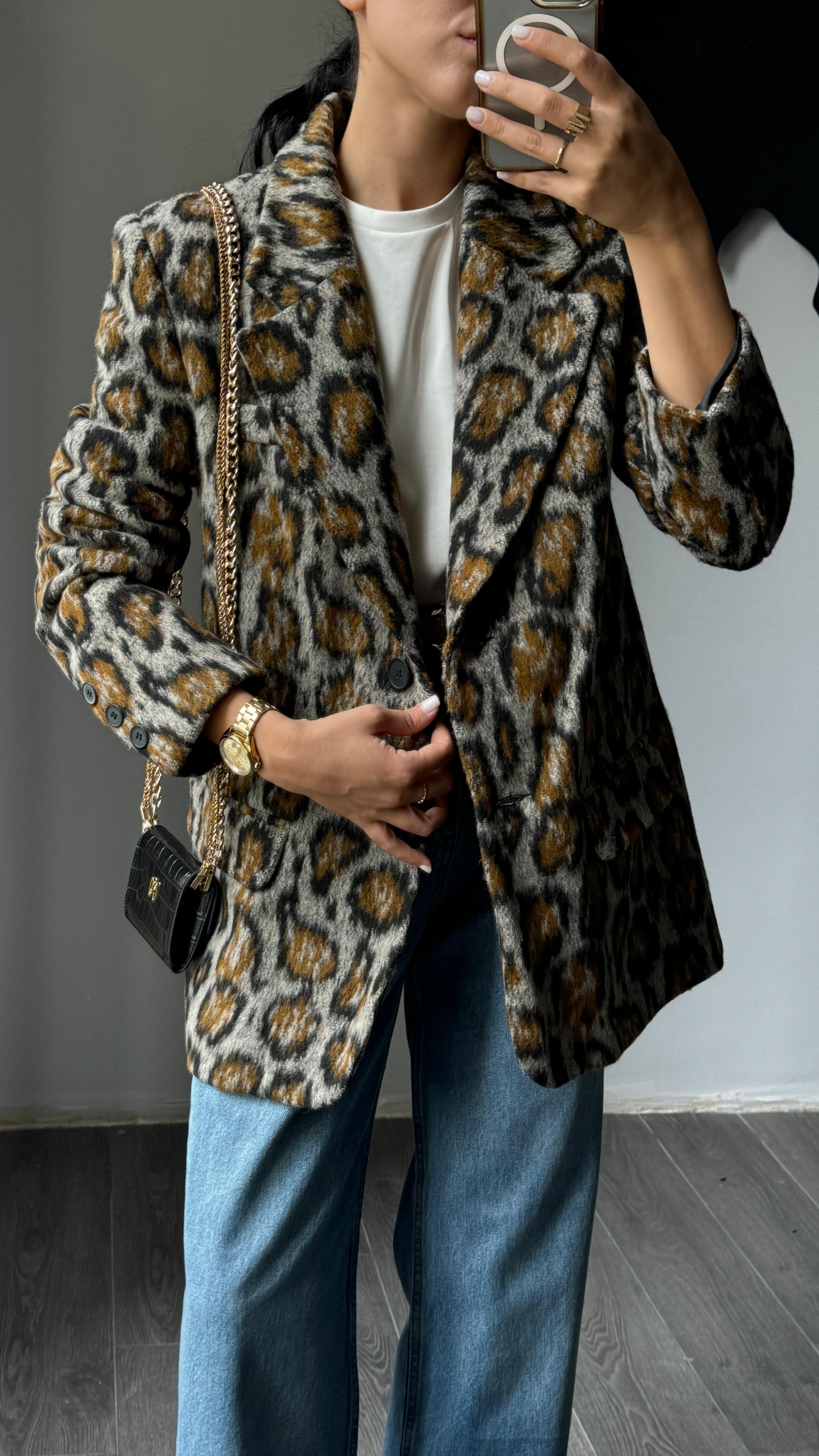 Leopar Desenli Vatkalı Kaşe Blazer Ceket 