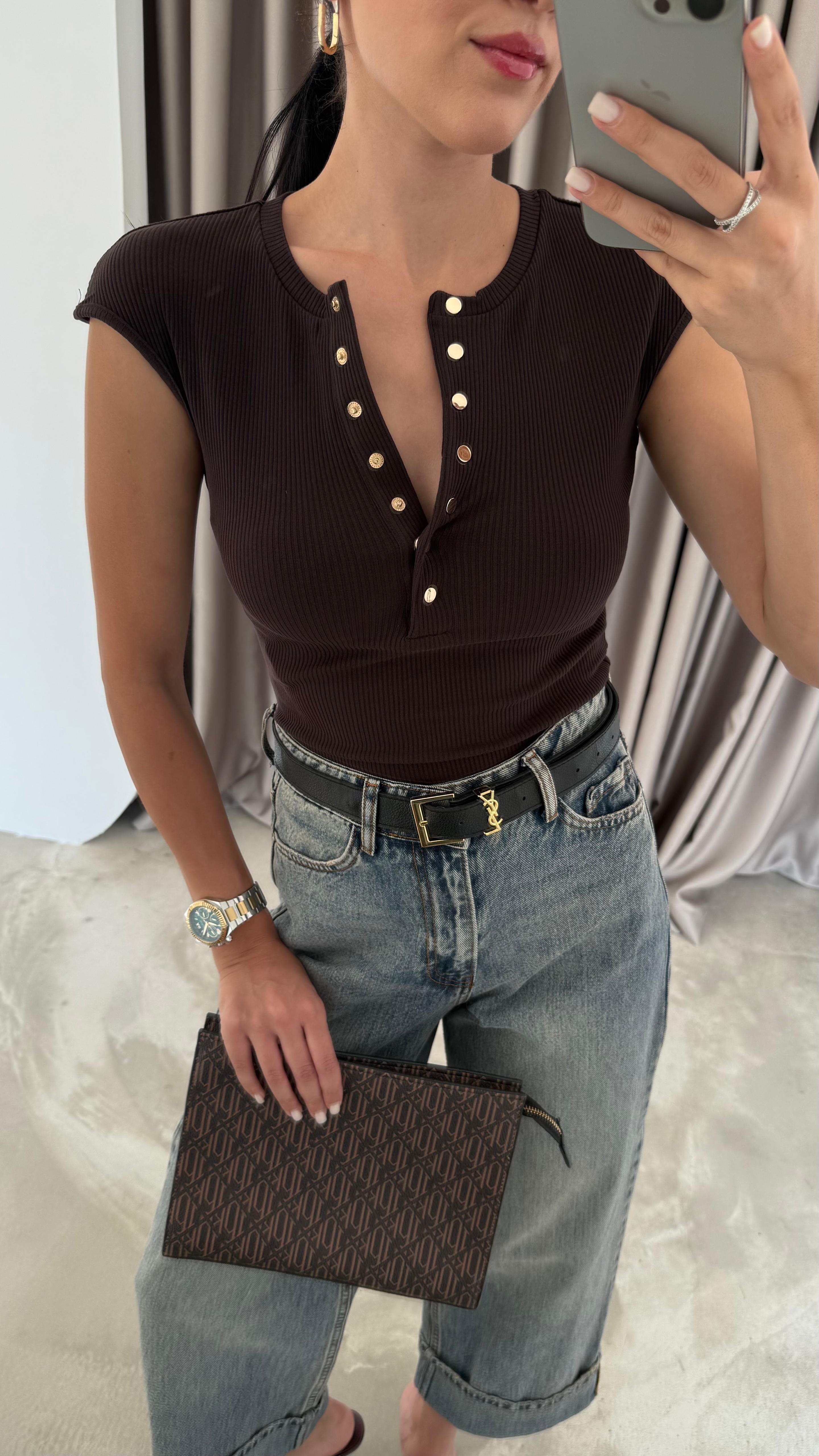 Düğme Detaylı Kısa Kollu Top (VNT31887)