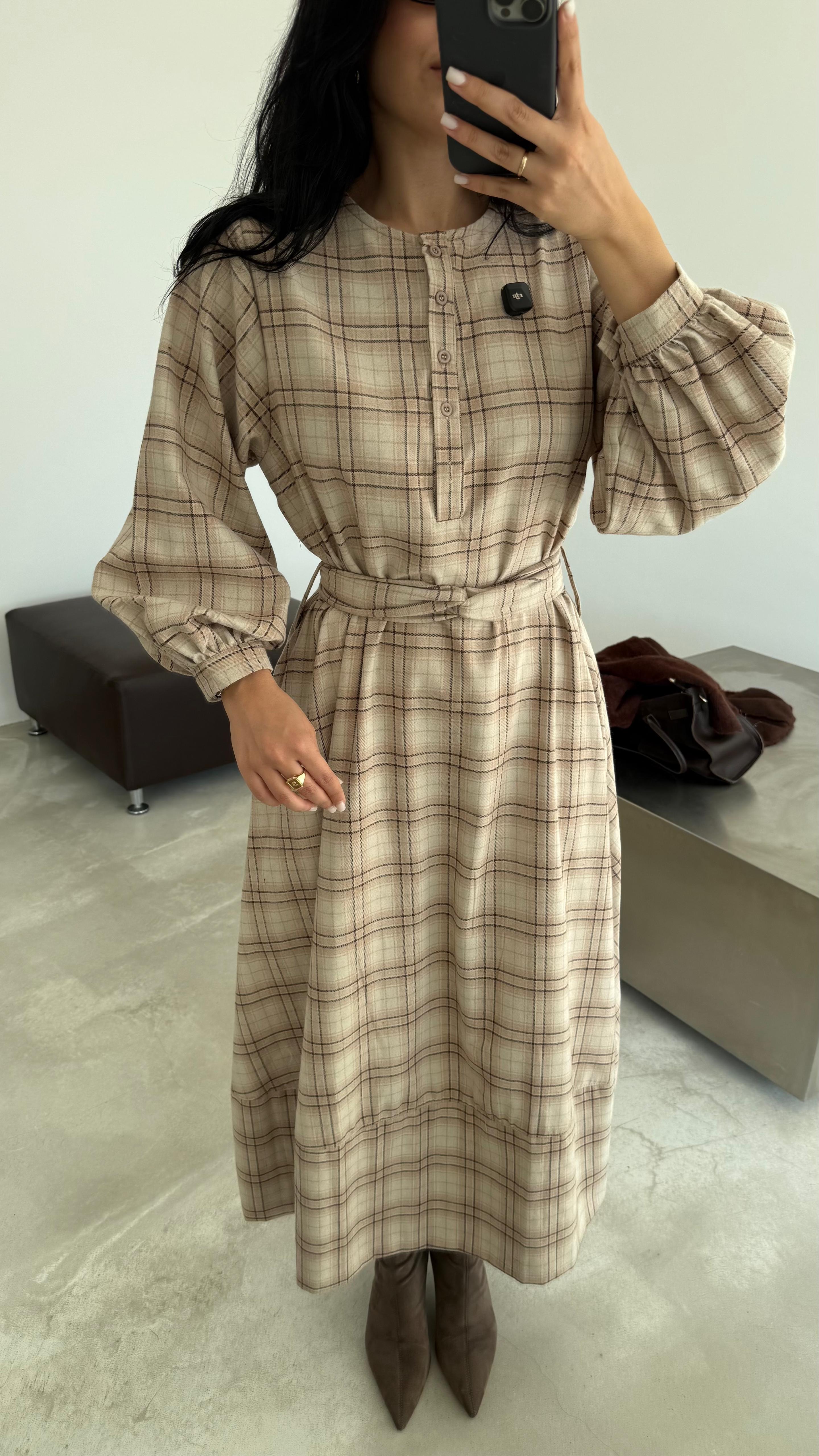 Ekose Desenli Kuşaklı Midi Elbise