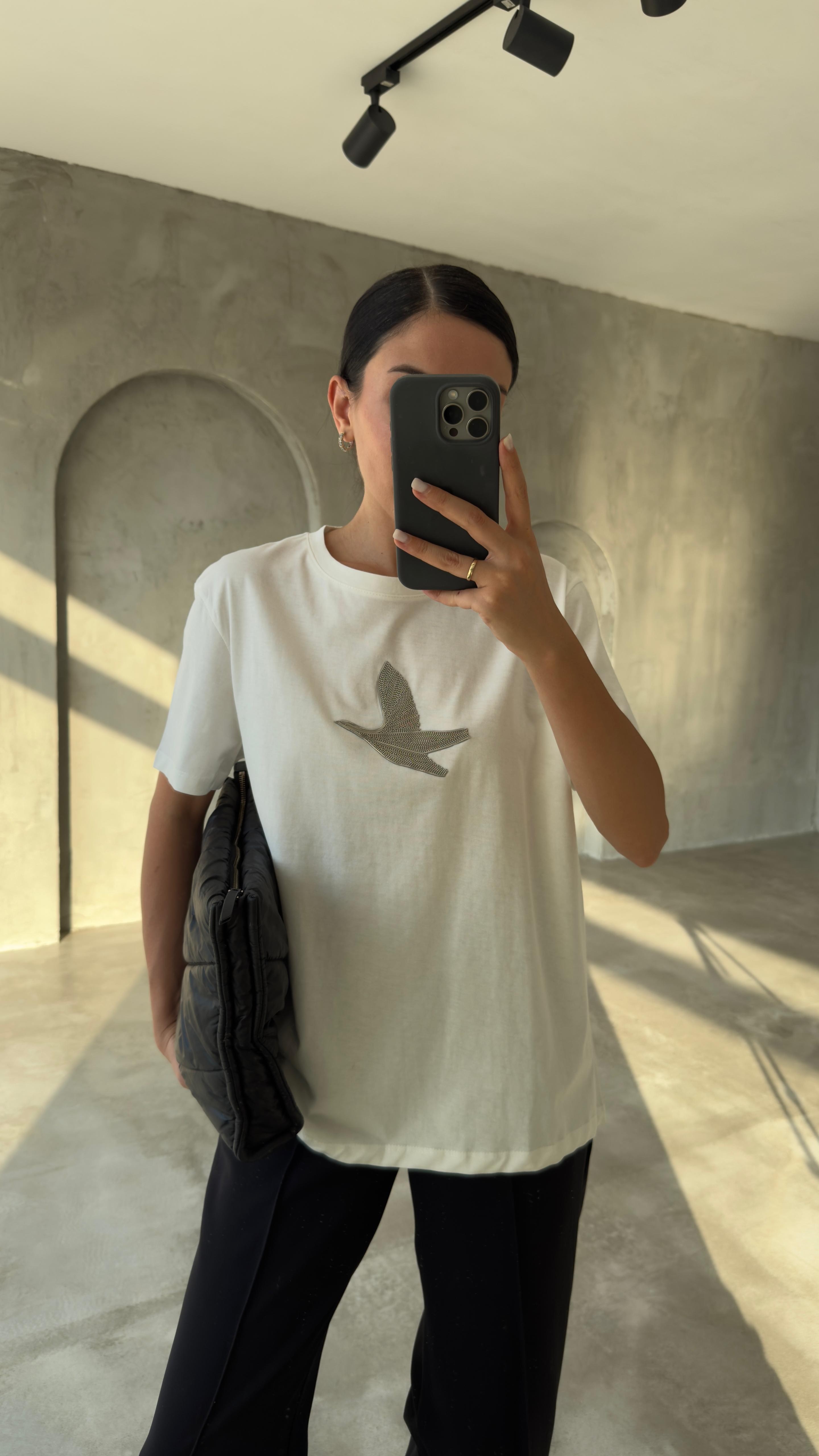 Orijinal Marka Metal Kuş Detaylı Tshirt