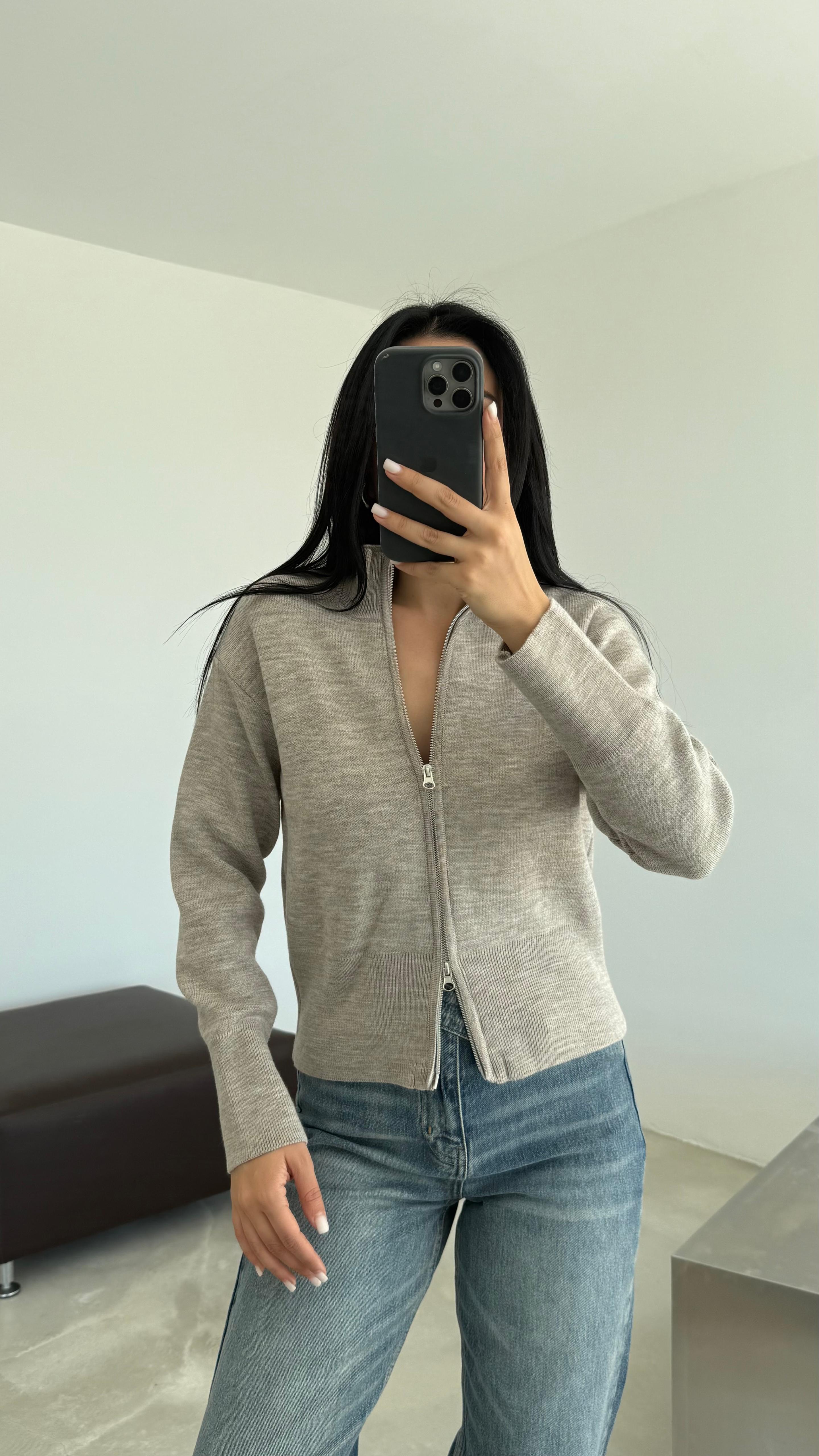 Dik Yaka Hırka (VNT251042)