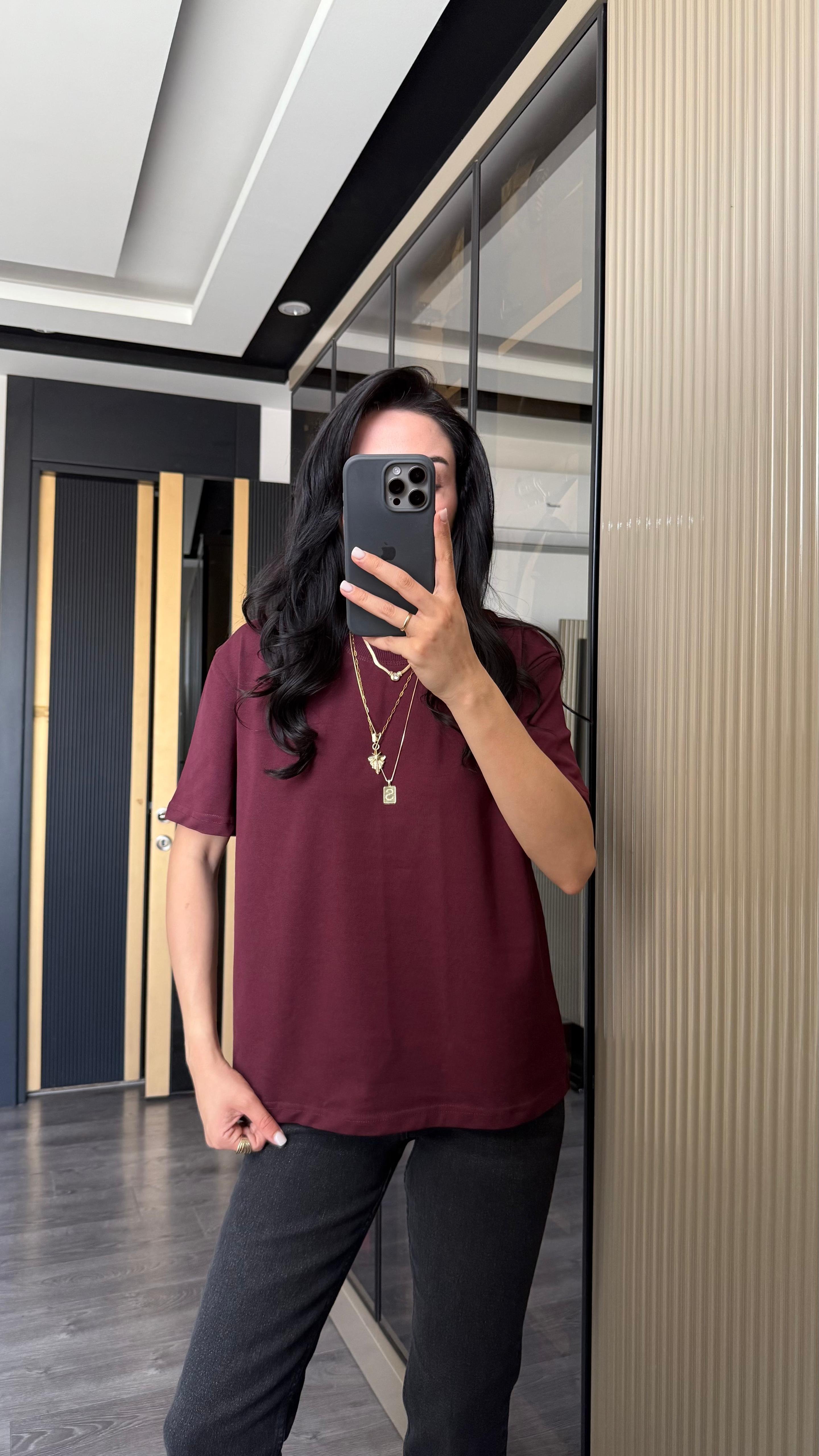 Dekoratif Yaka Bisiklet Yaka Tshirt