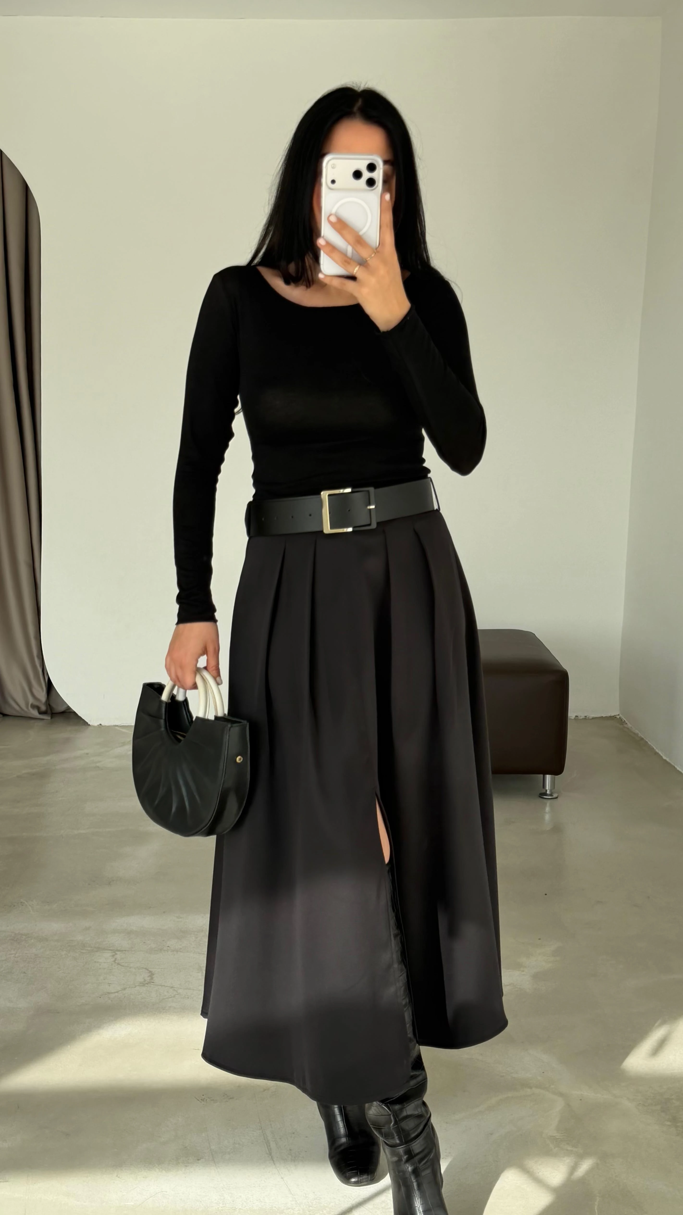 Kemerli Önden Yırtmaçlı Maxi Etek - Siyah