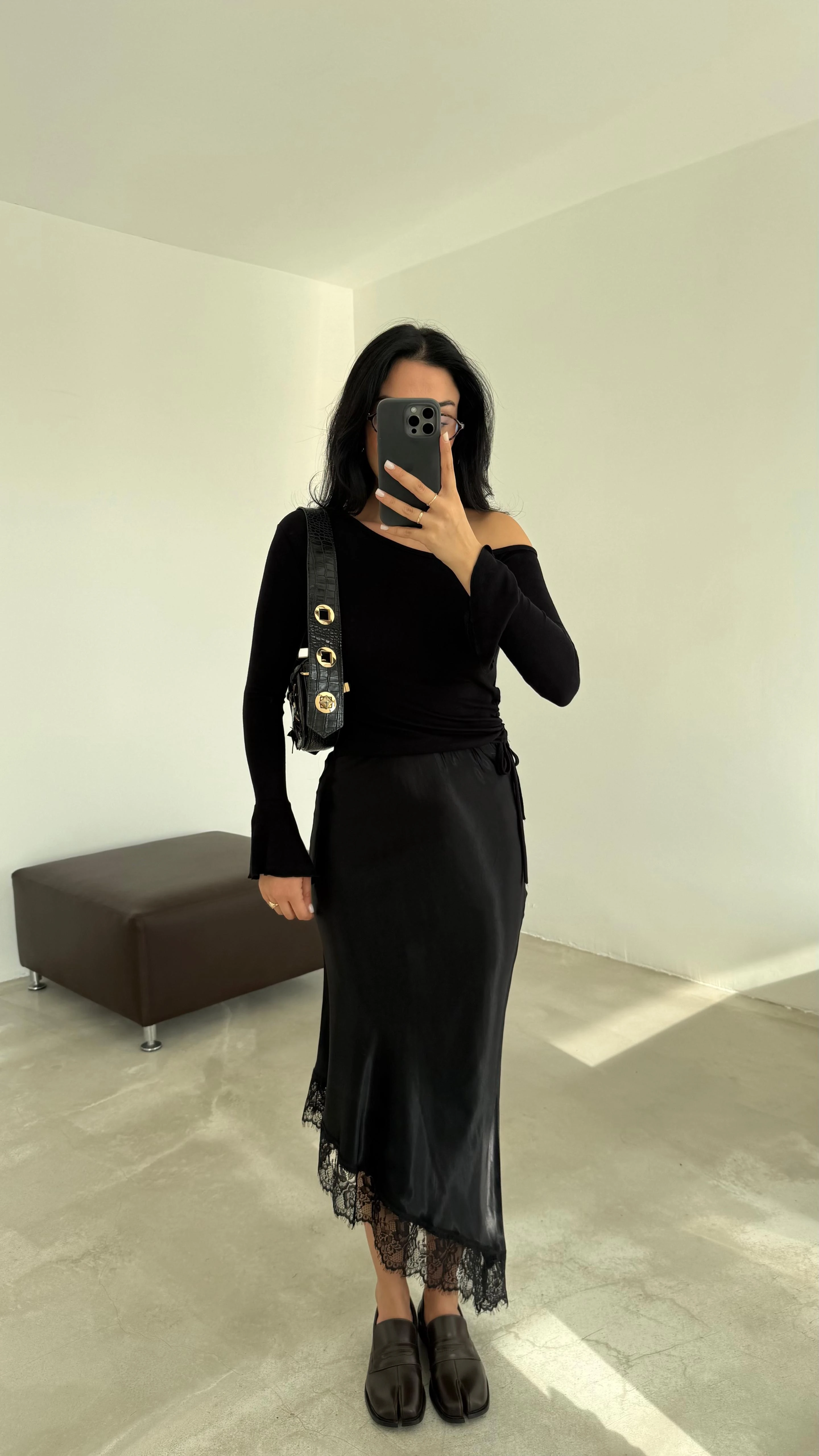 Dantel Parçalı Saten Etek (VNT251107)