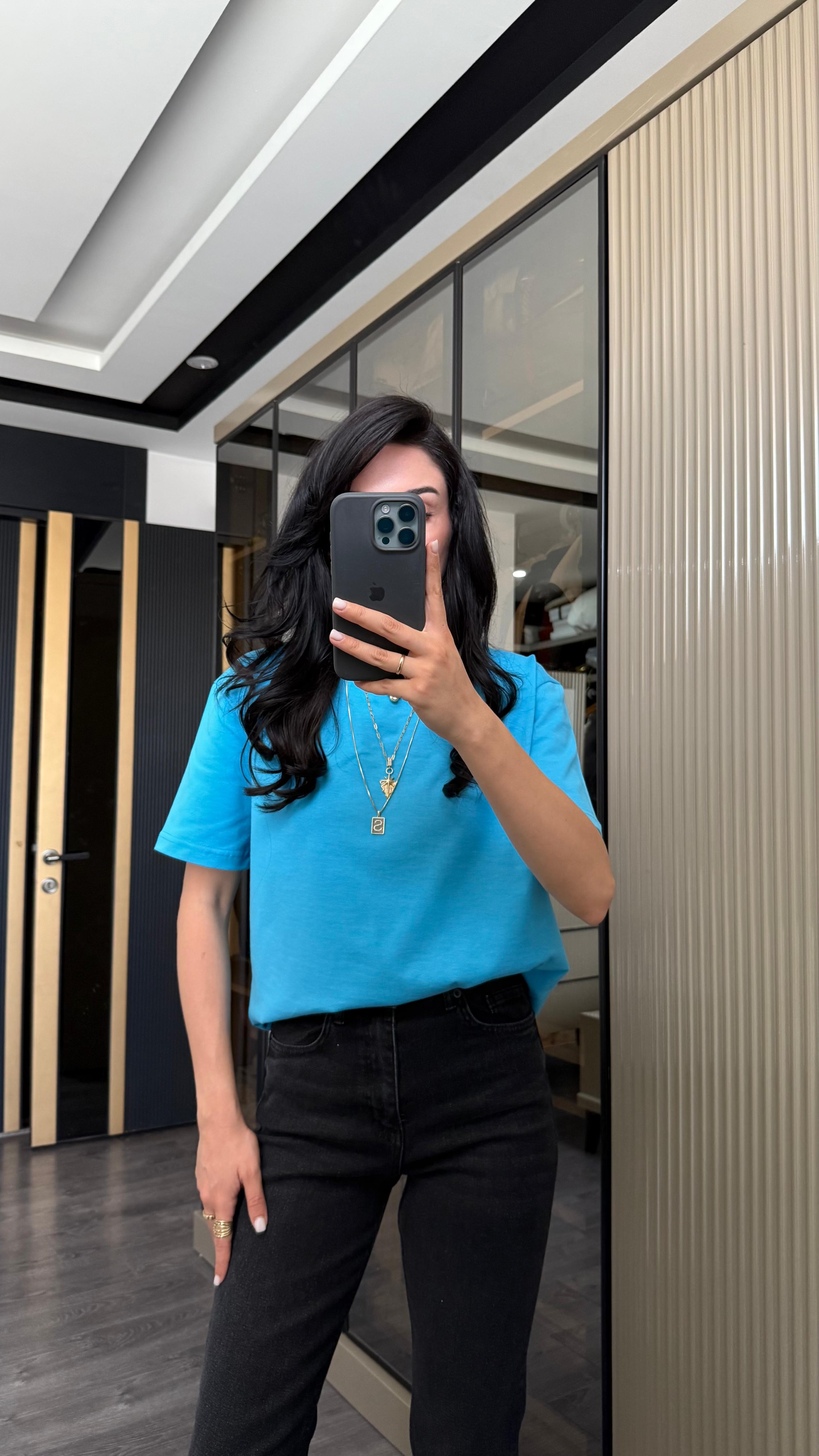 Dekoratif Yaka Bisiklet Yaka Tshirt