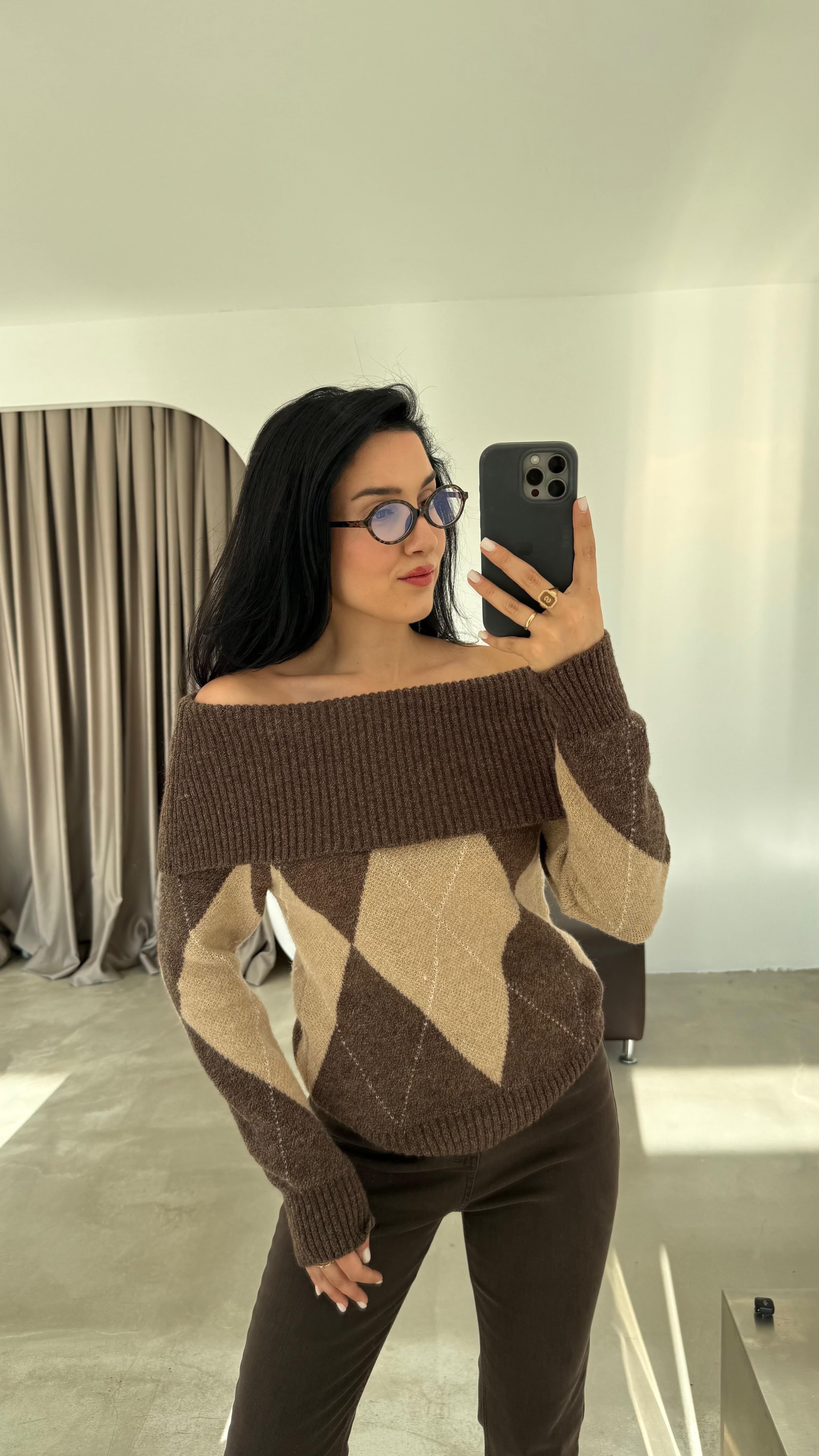 Madonna Yaka Triko (VNT9077)