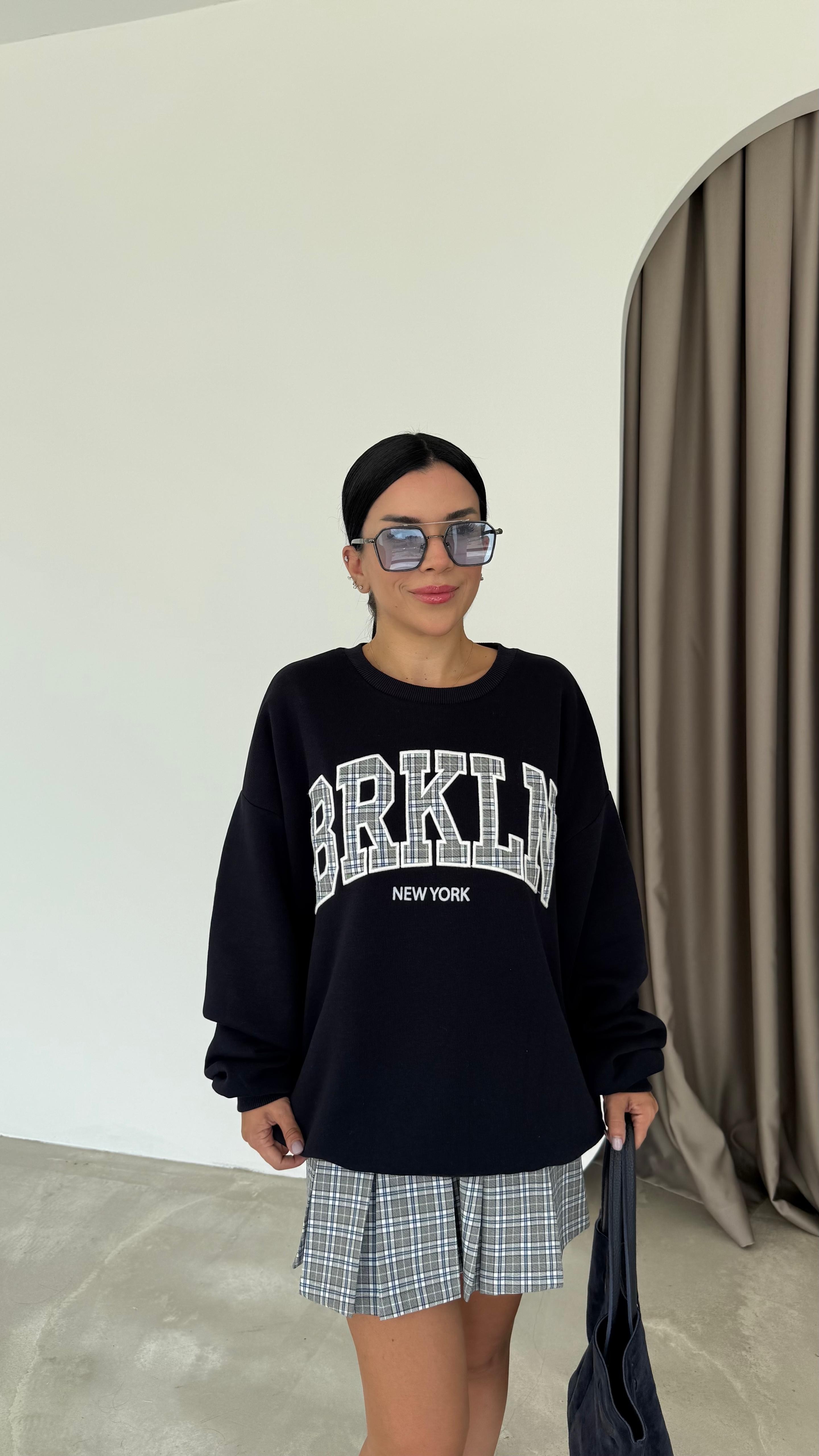 Yazı Detayı Ekose Desenli Oversize Sweatshirt (VNT00757)