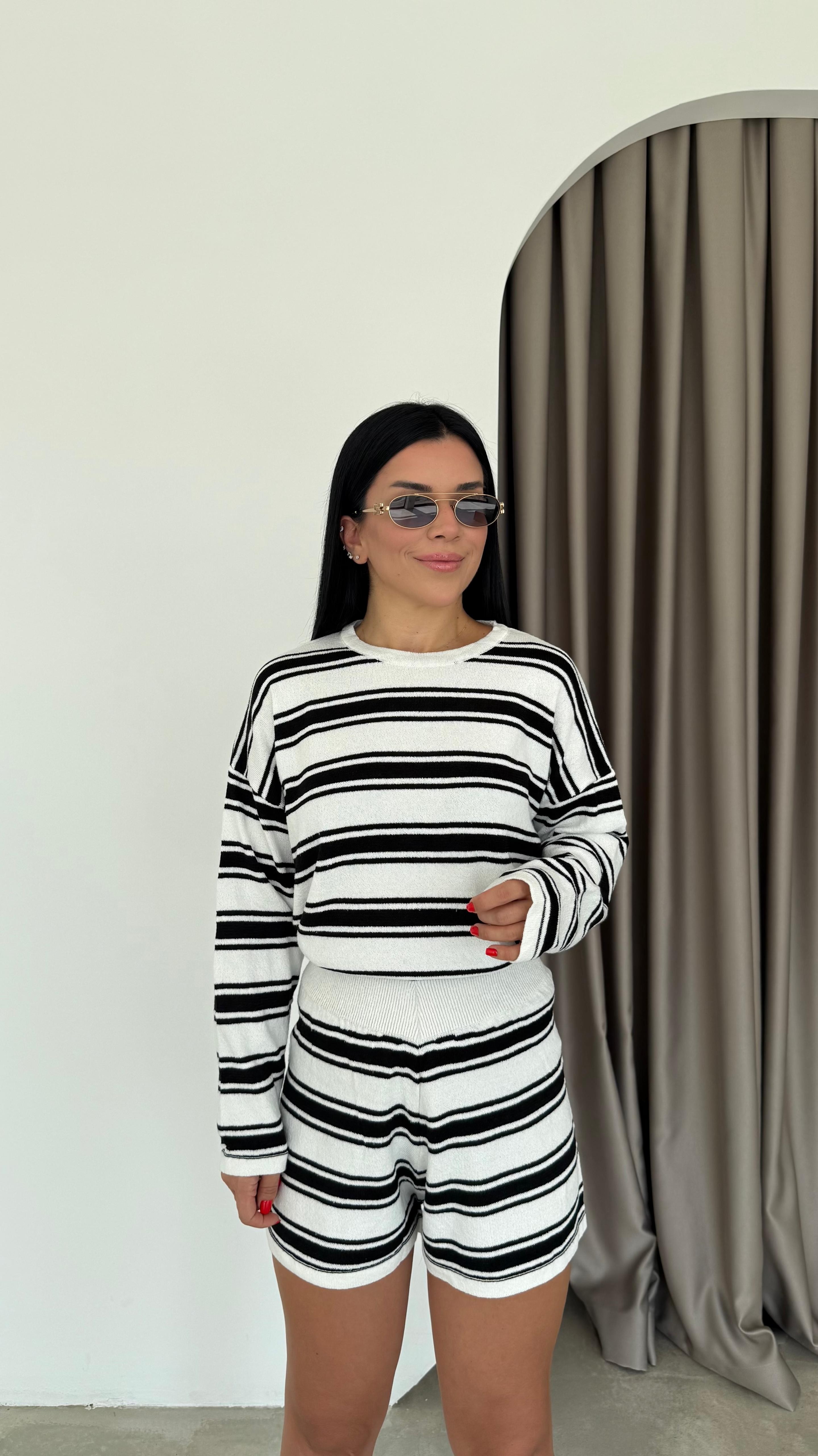 Çizgili Şort Bluz Takım (VNT231015)