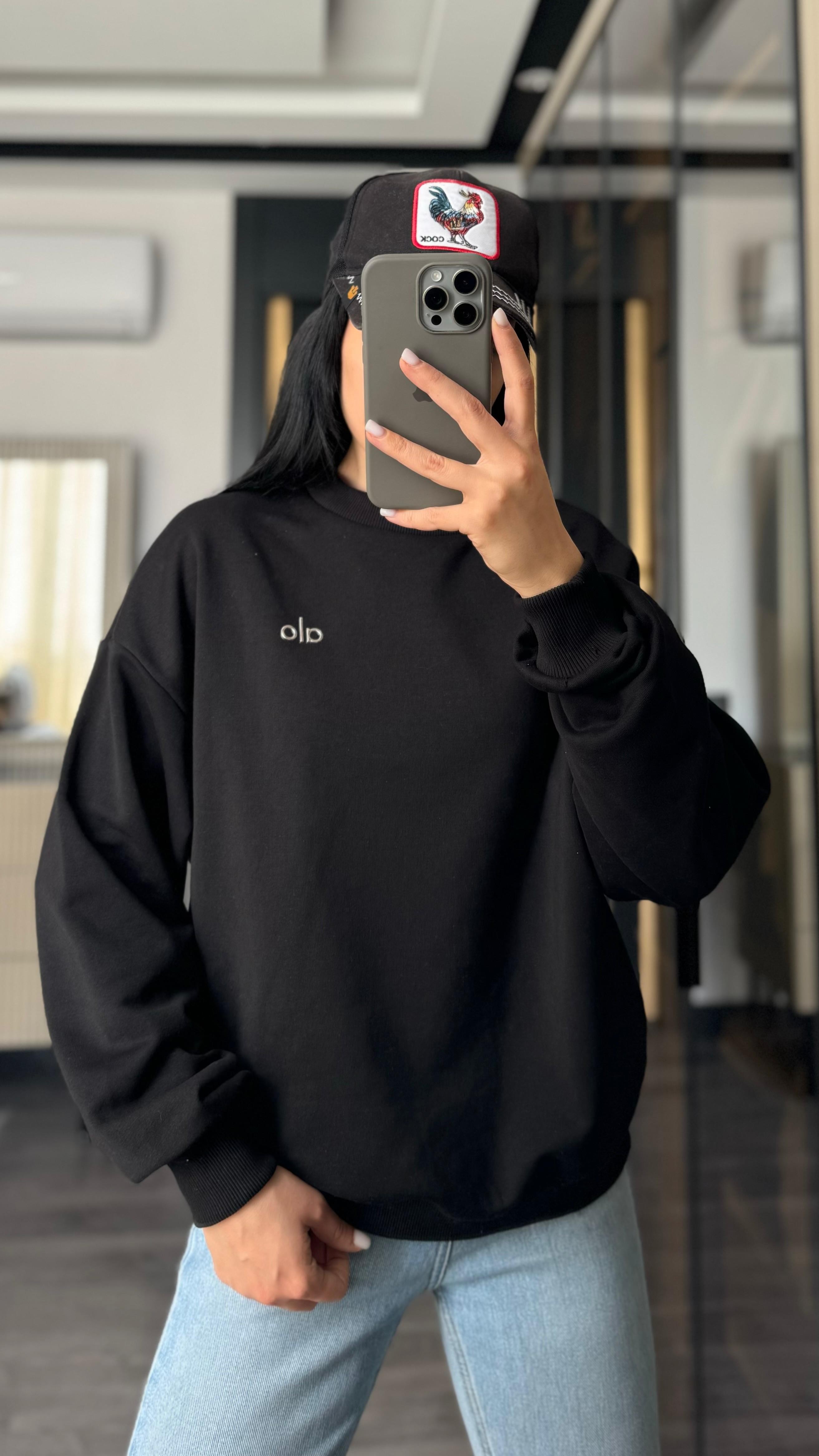 Orijinal Marka Etiketli Siyah Sweatshirt