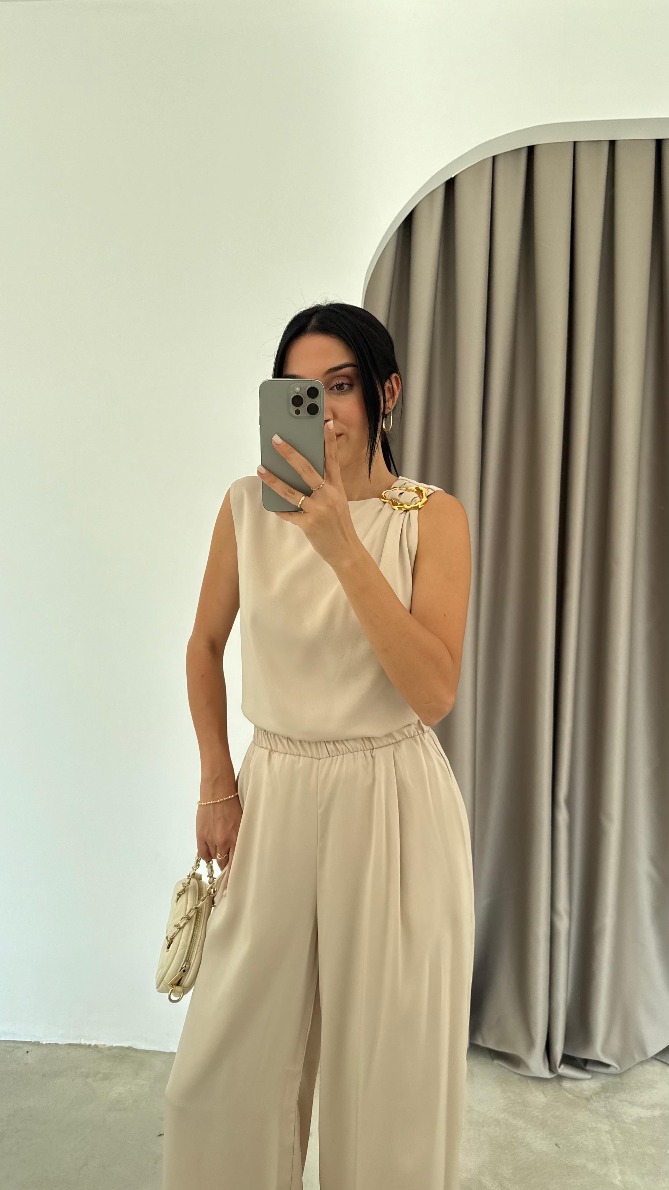 Omuz Toka Detaylı Takım (VNT251037)
