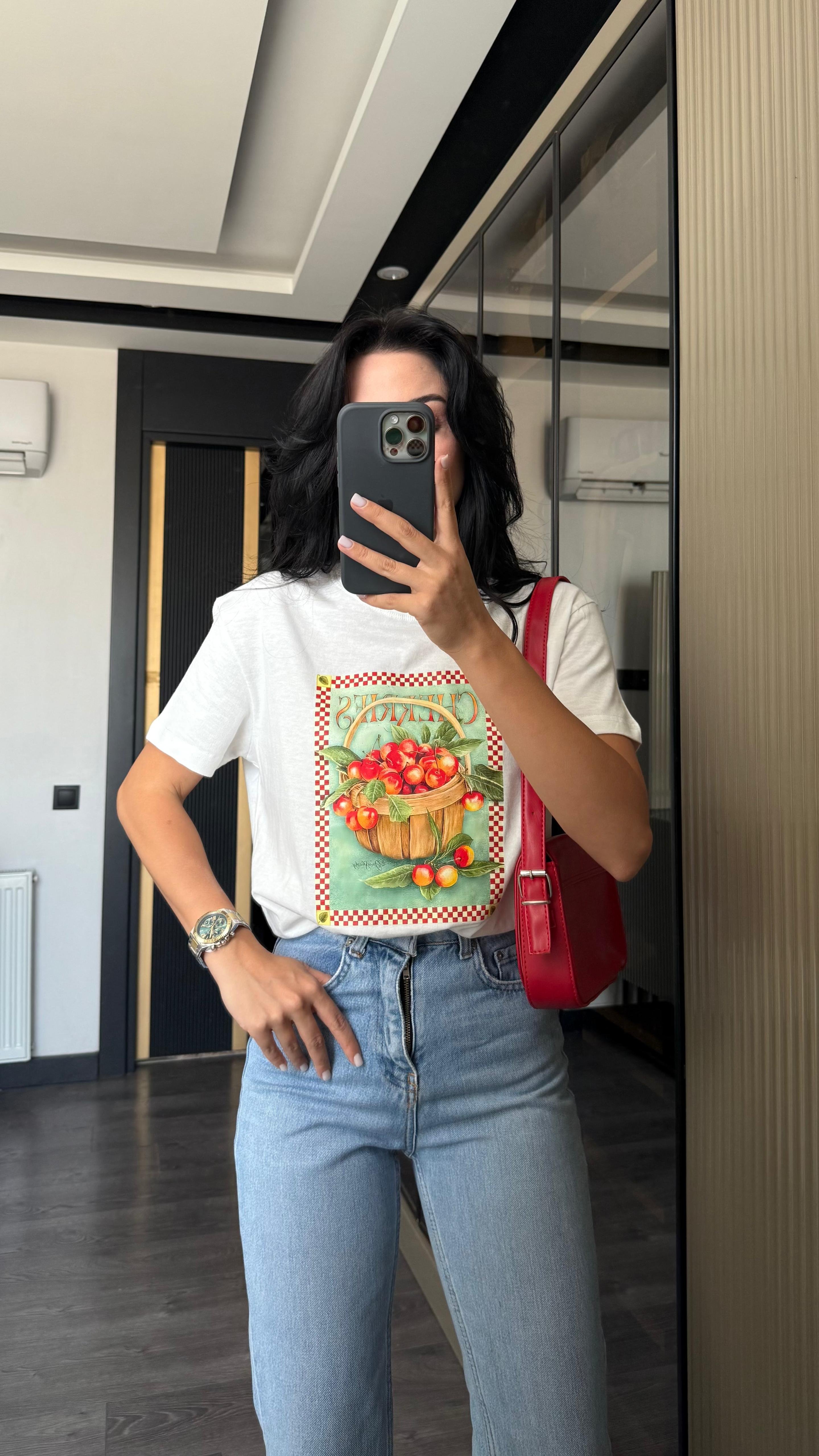 Cherries Baskılı Tshirt