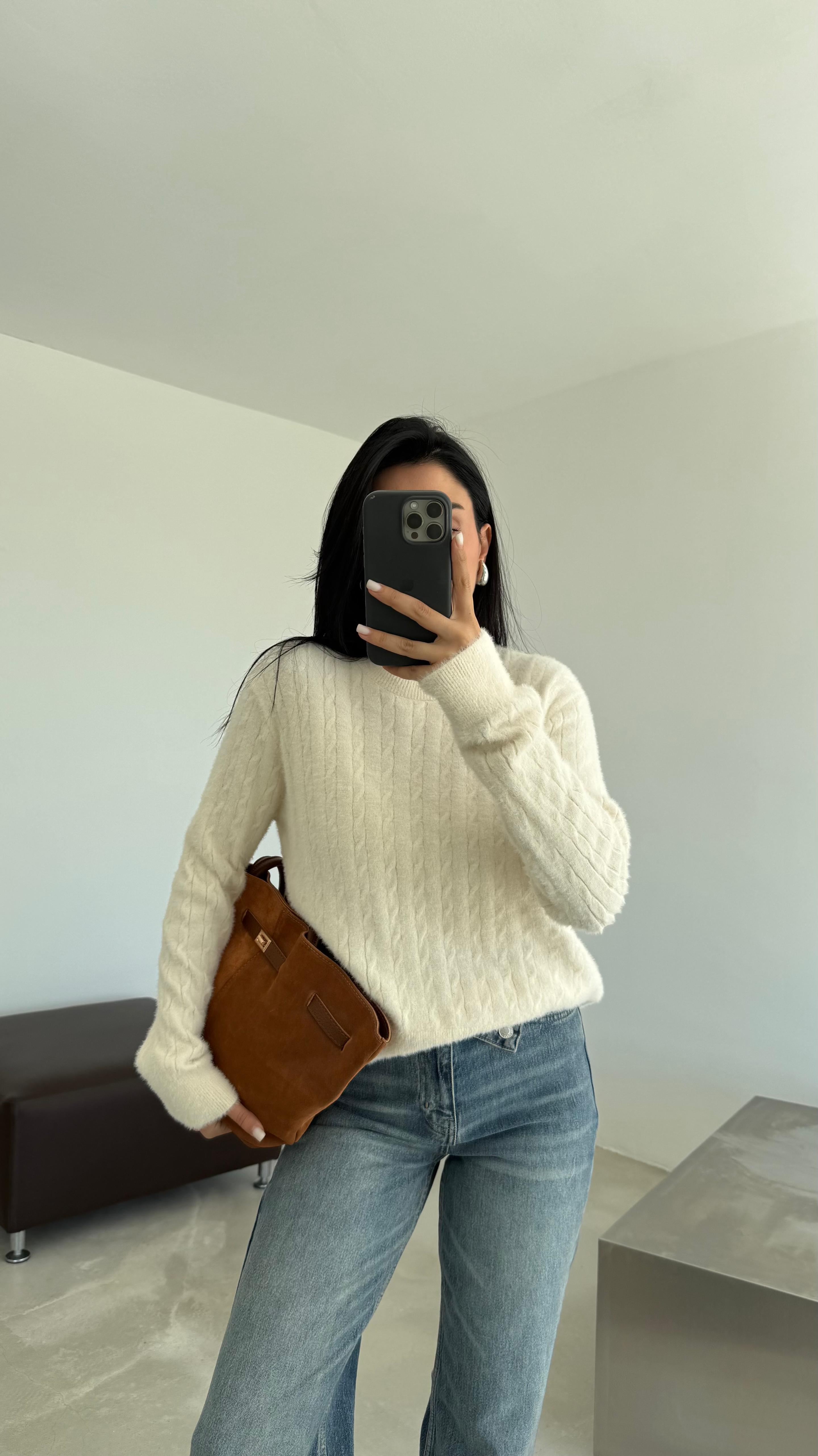 Yumuşak Dokulu Kazak (VNT241289)