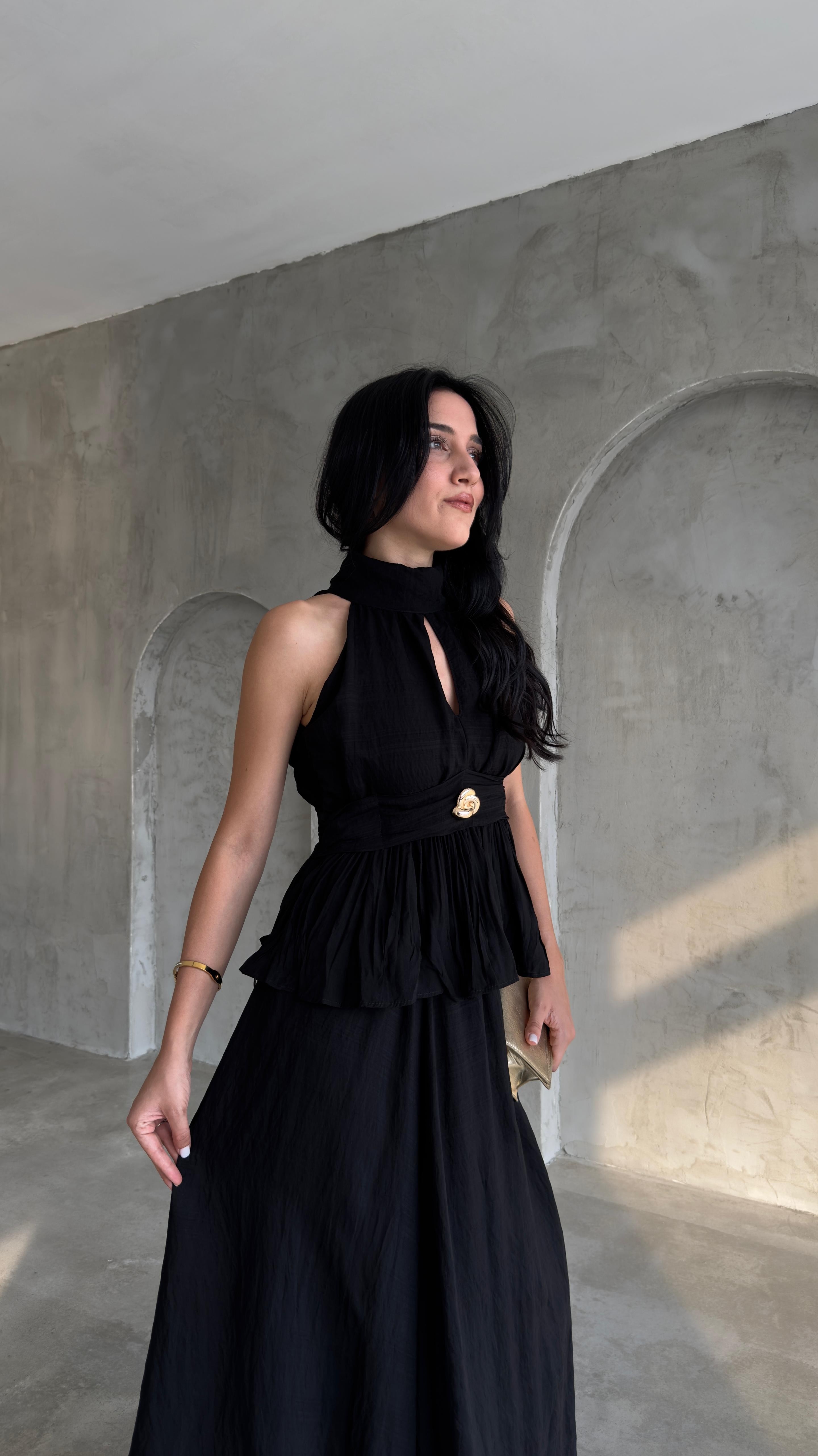 Piliseli Halter Yaka Bluz Etek Takım