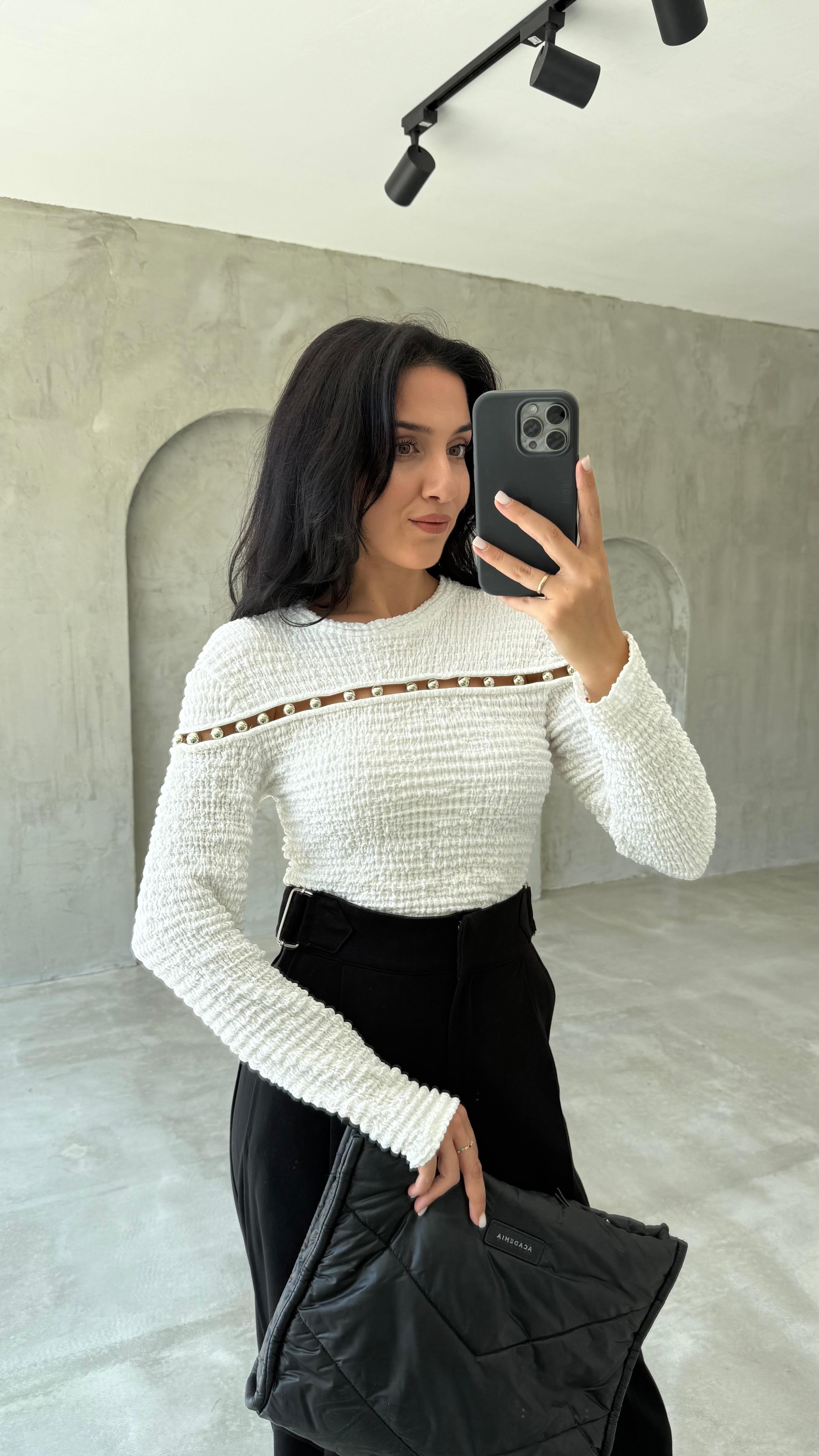 Boncuk Detaylı Bluz (VNTFC7091)