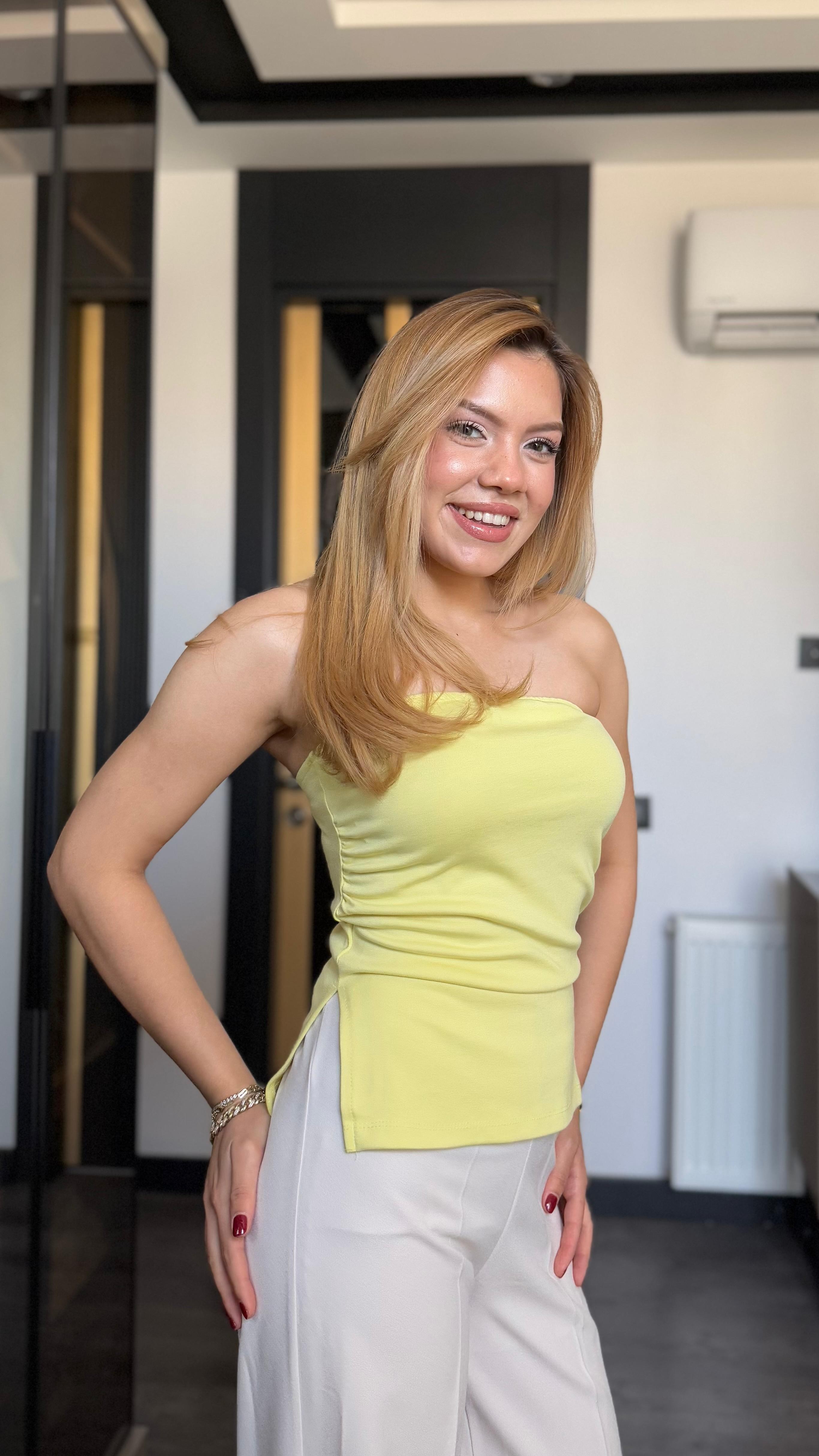 Yanı Yırtmaç Detaylı Drapeli Straplez