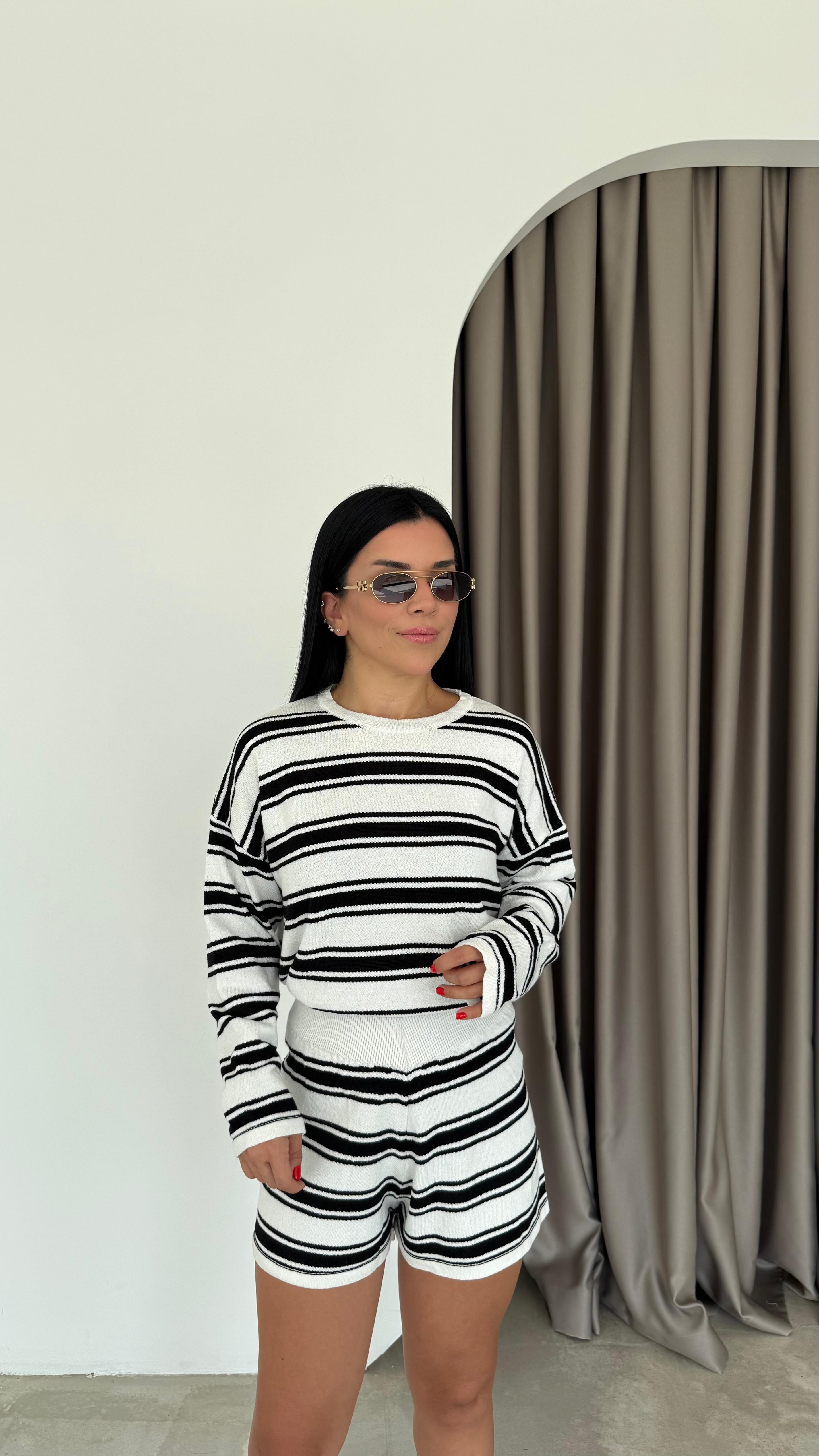 Çizgili Şort Bluz Takım (VNT231015)
