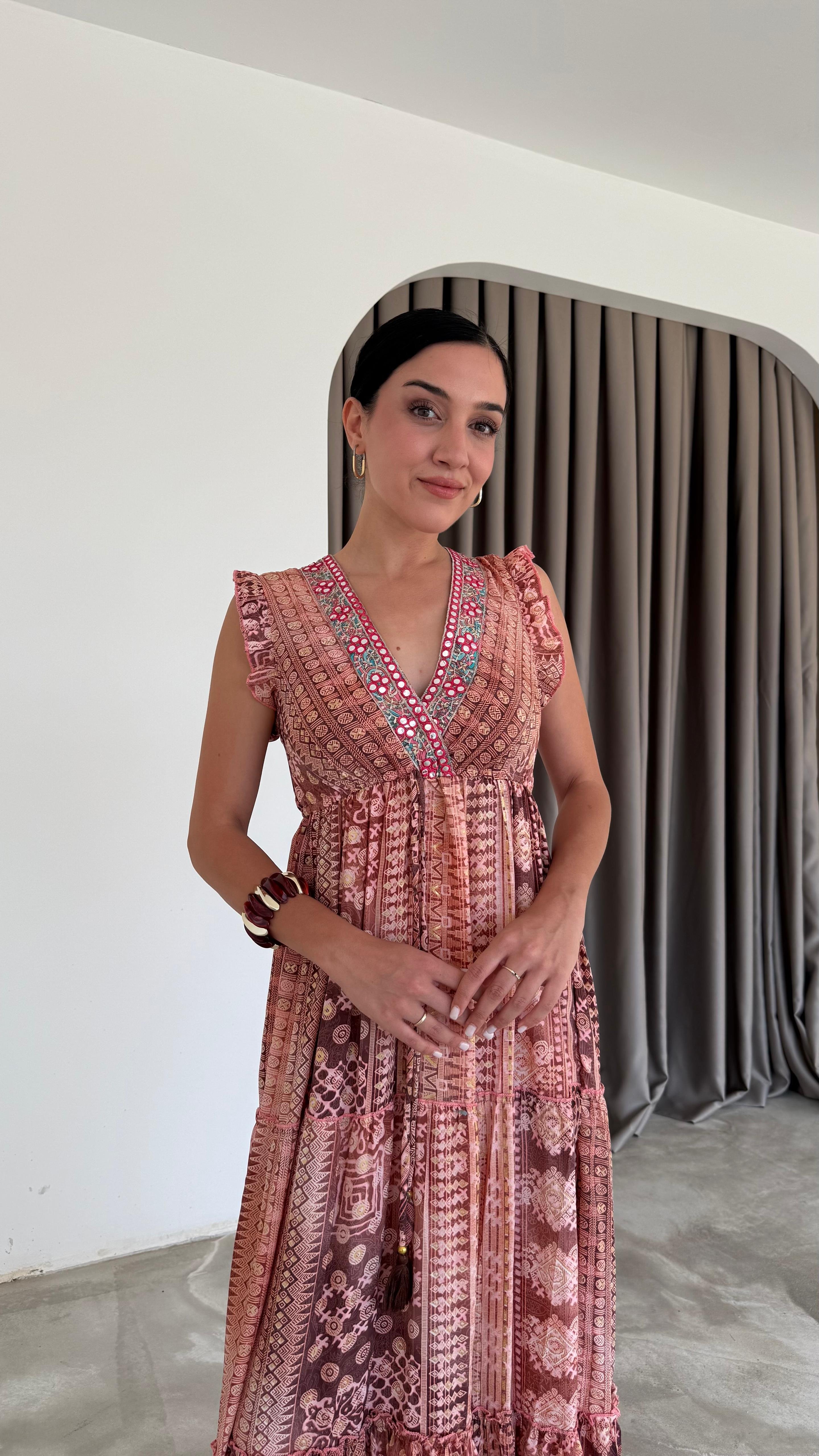 Boyundan Bağlamalı Yakası Pul Detaylı Elbise (VNT37487)