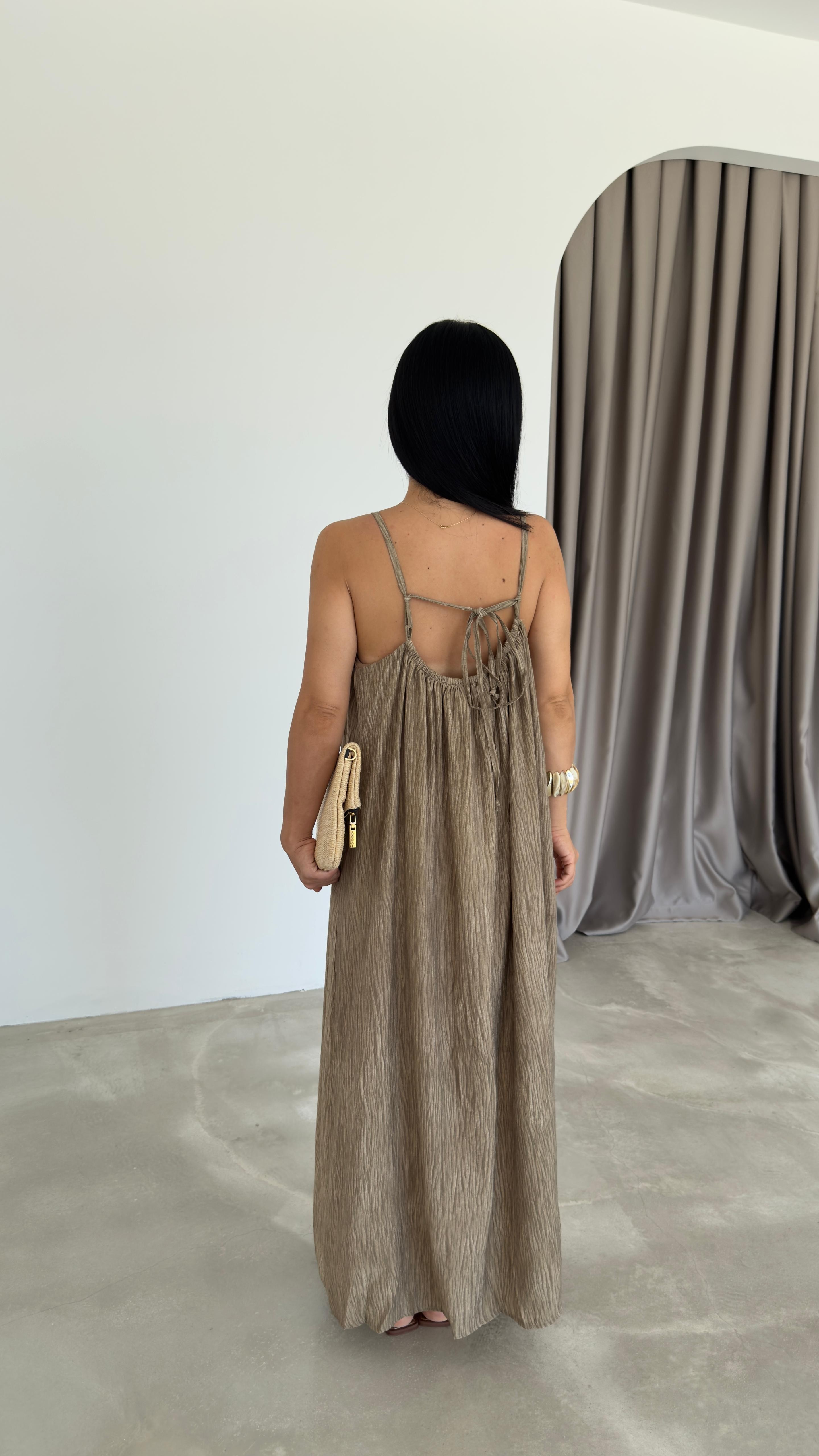 Boncuk Detaylı Askılı Elbsie (VNT3314)