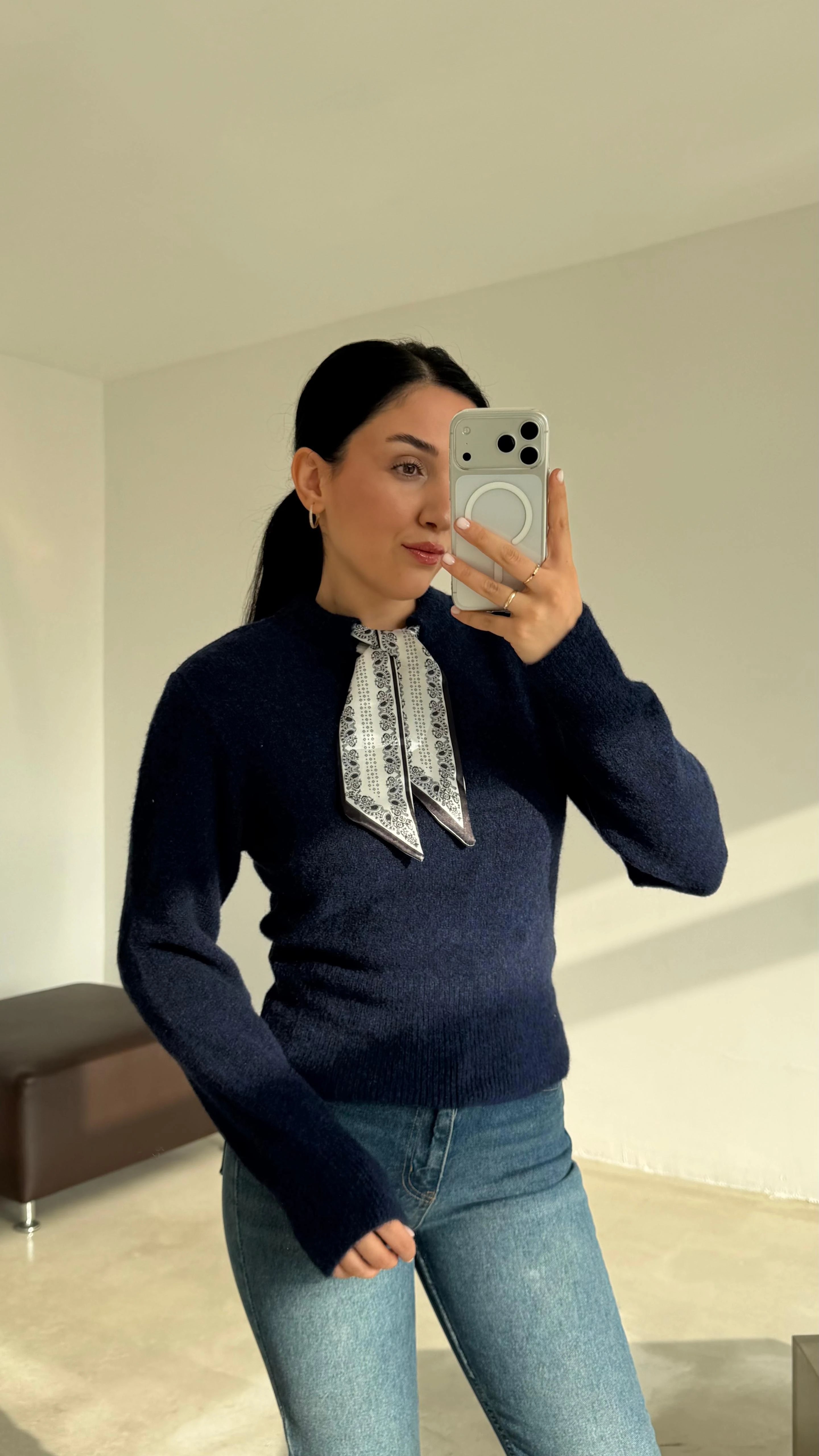 Şal Detaylı Triko - Laci