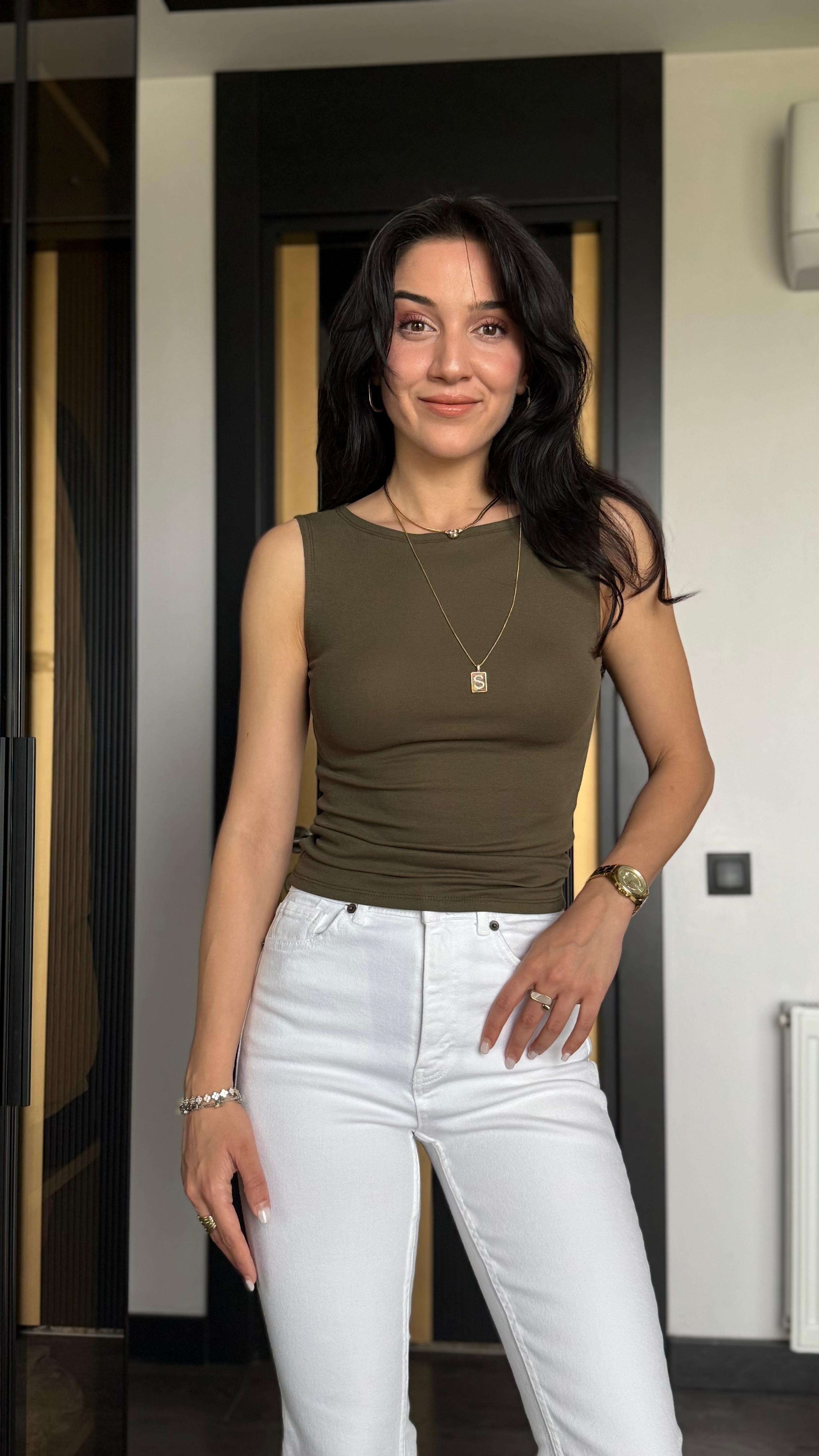 Dilvin Kayık Yaka Basic - Haki