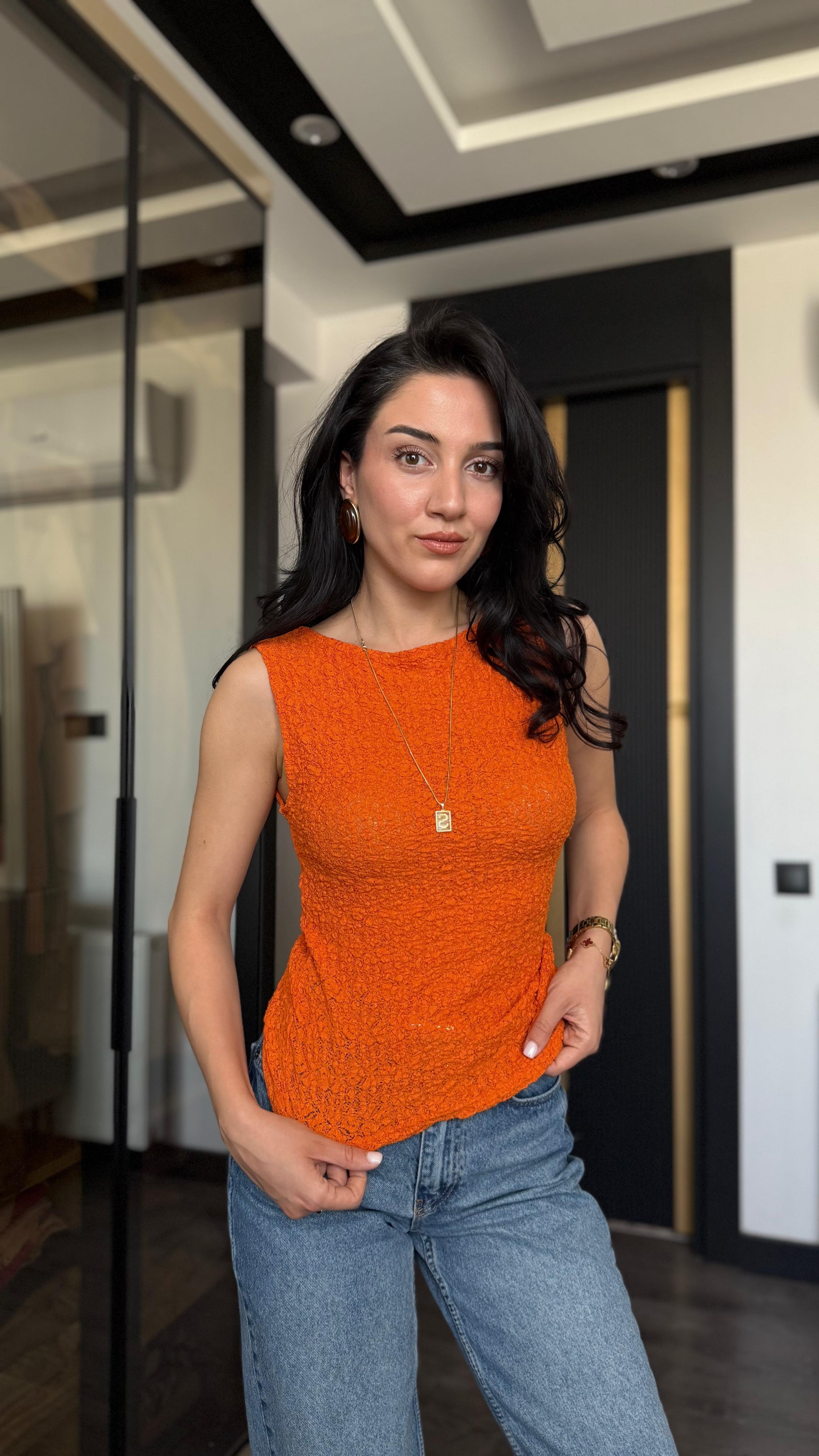 Kayık Yaka Dantel Top (VNT21016)