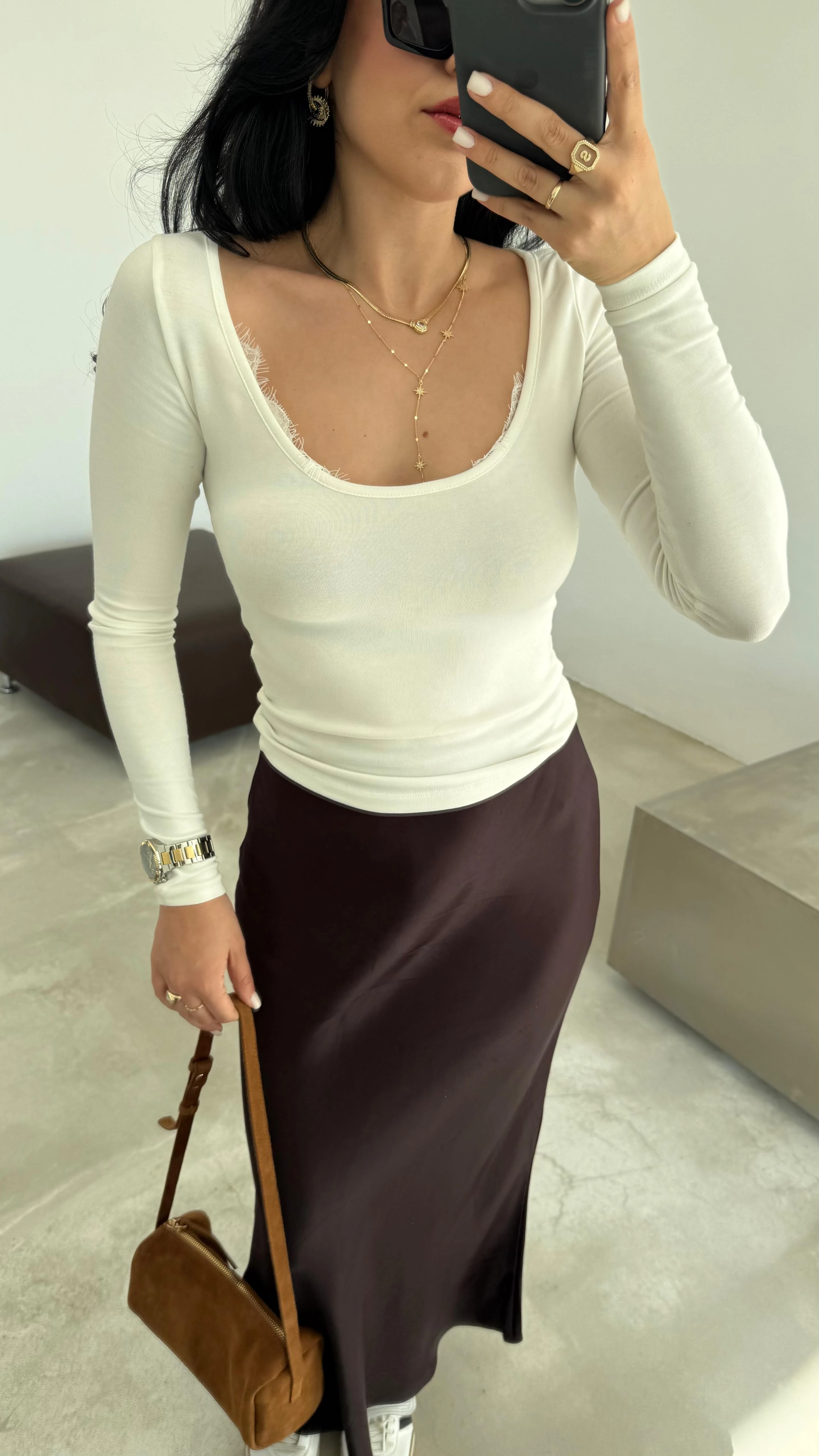 Oval Yaka Dantelli Bluz (VNT251066)