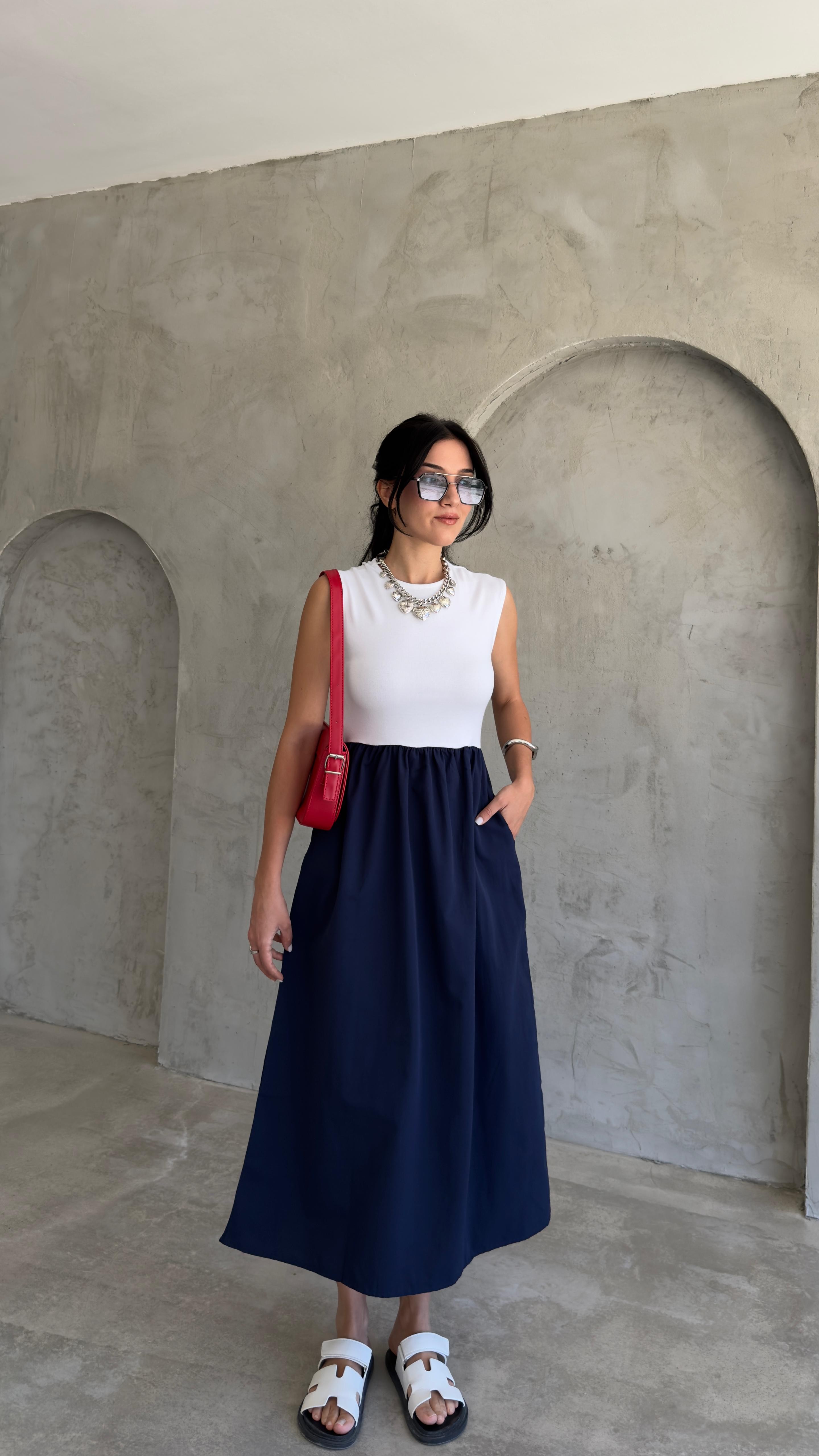 Bel Lastik Detaylı Elbise (VNT17455)