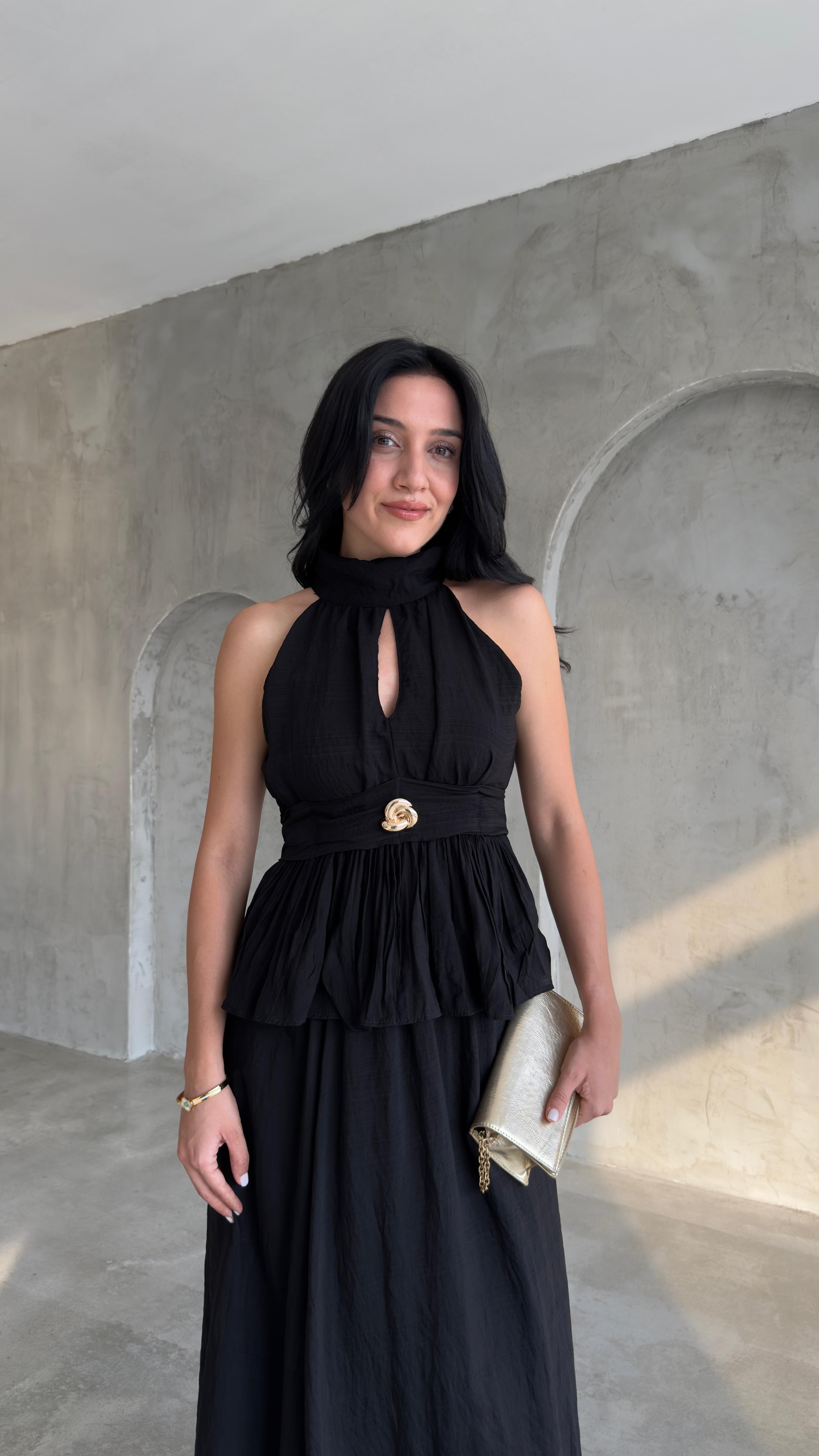 Piliseli Halter Yaka Bluz Etek Takım