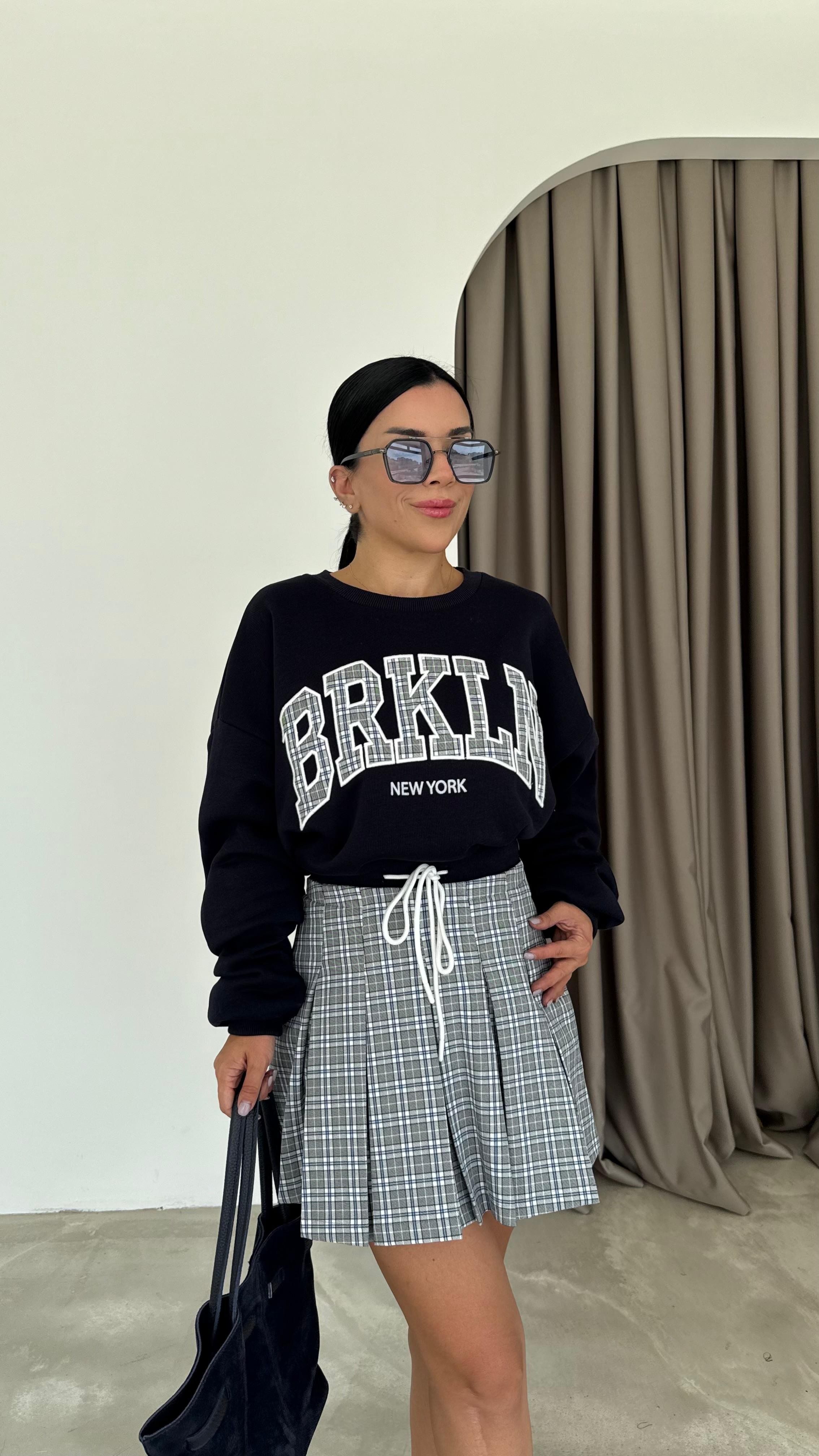 Yazı Detayı Ekose Desenli Oversize Sweatshirt (VNT00757)