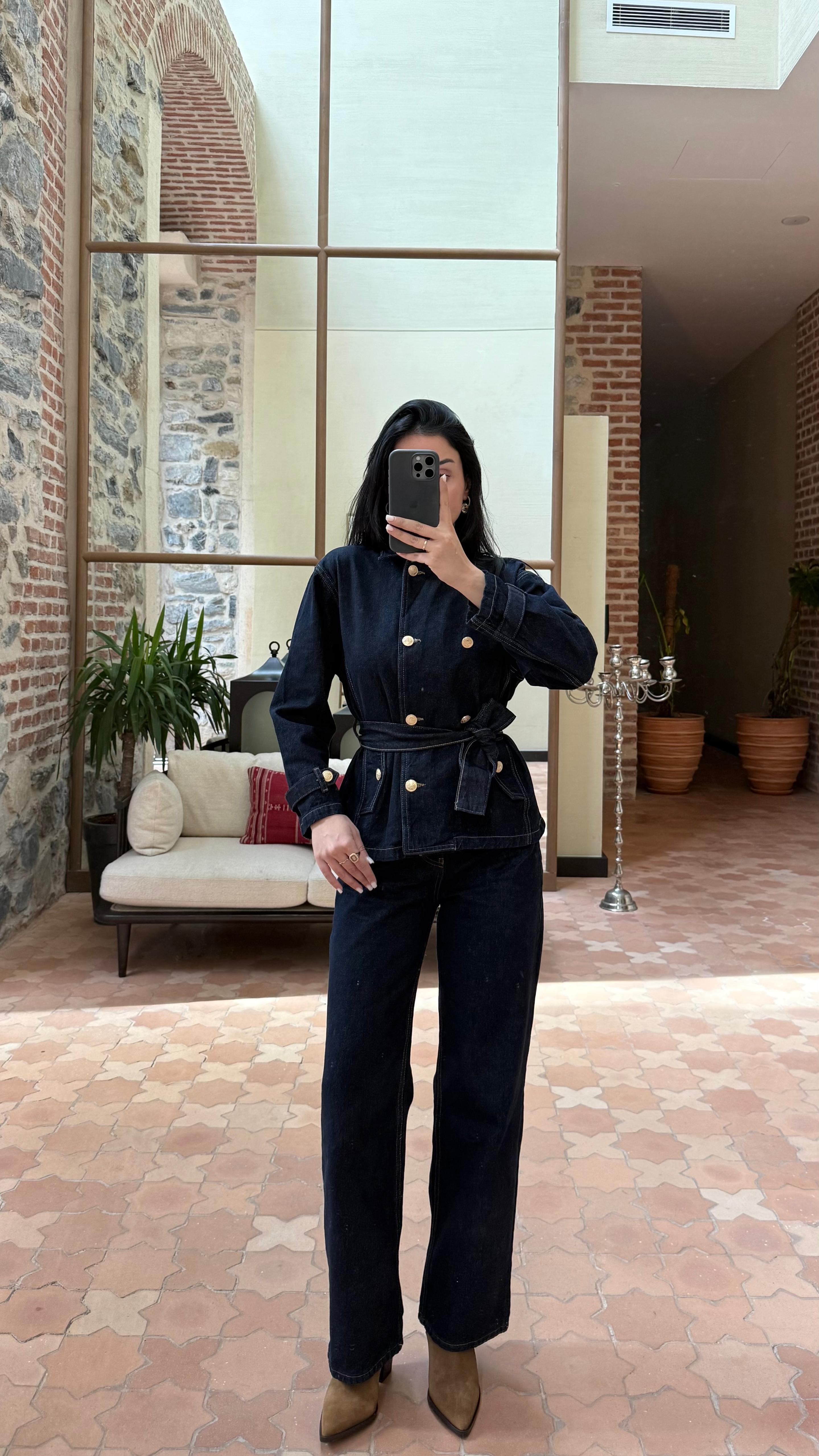 Gold Düğme Detaylı Kuşaklı Takım