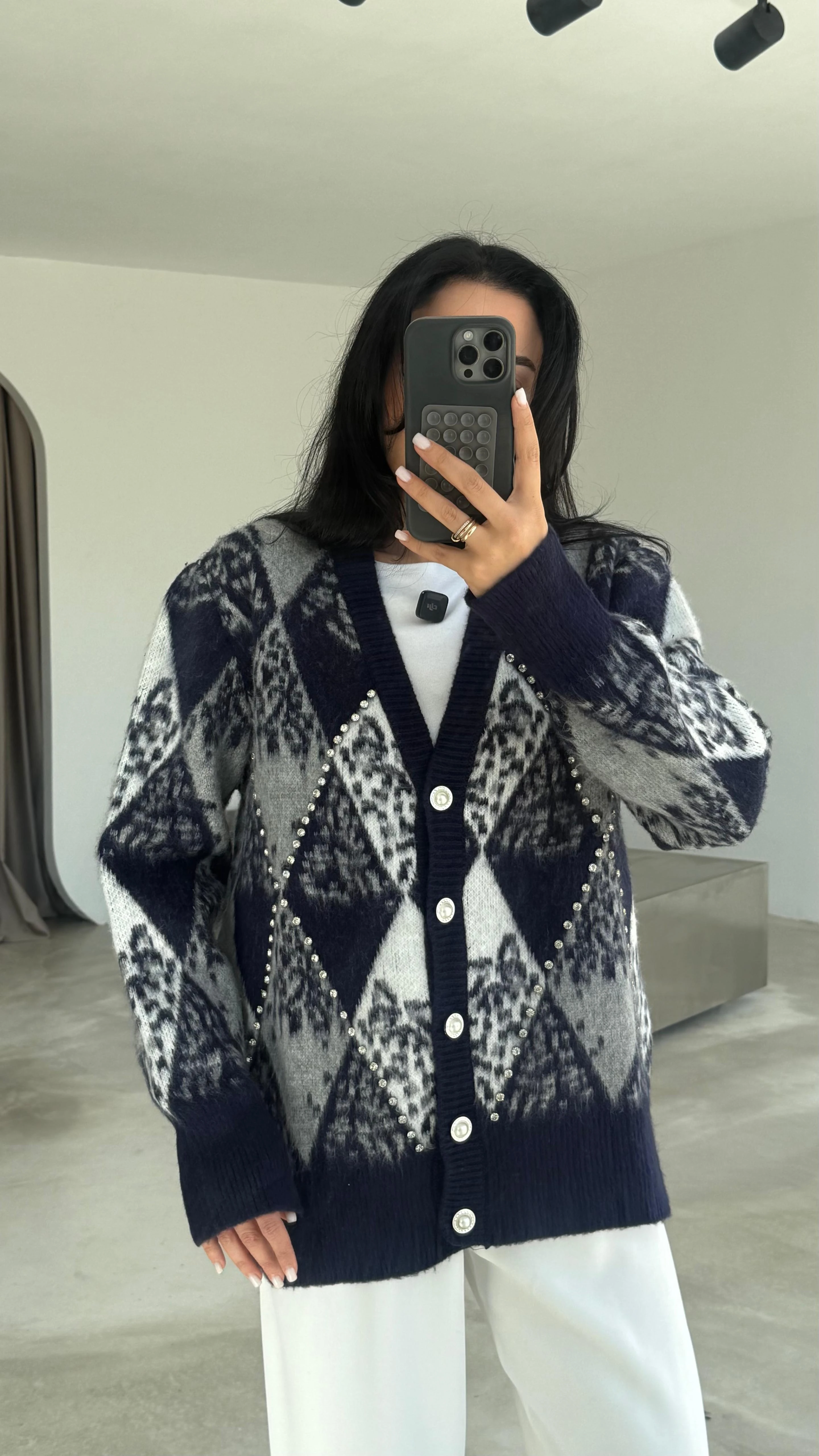 Taş Detaylı Baklava Desen Hırka (VNT0072)