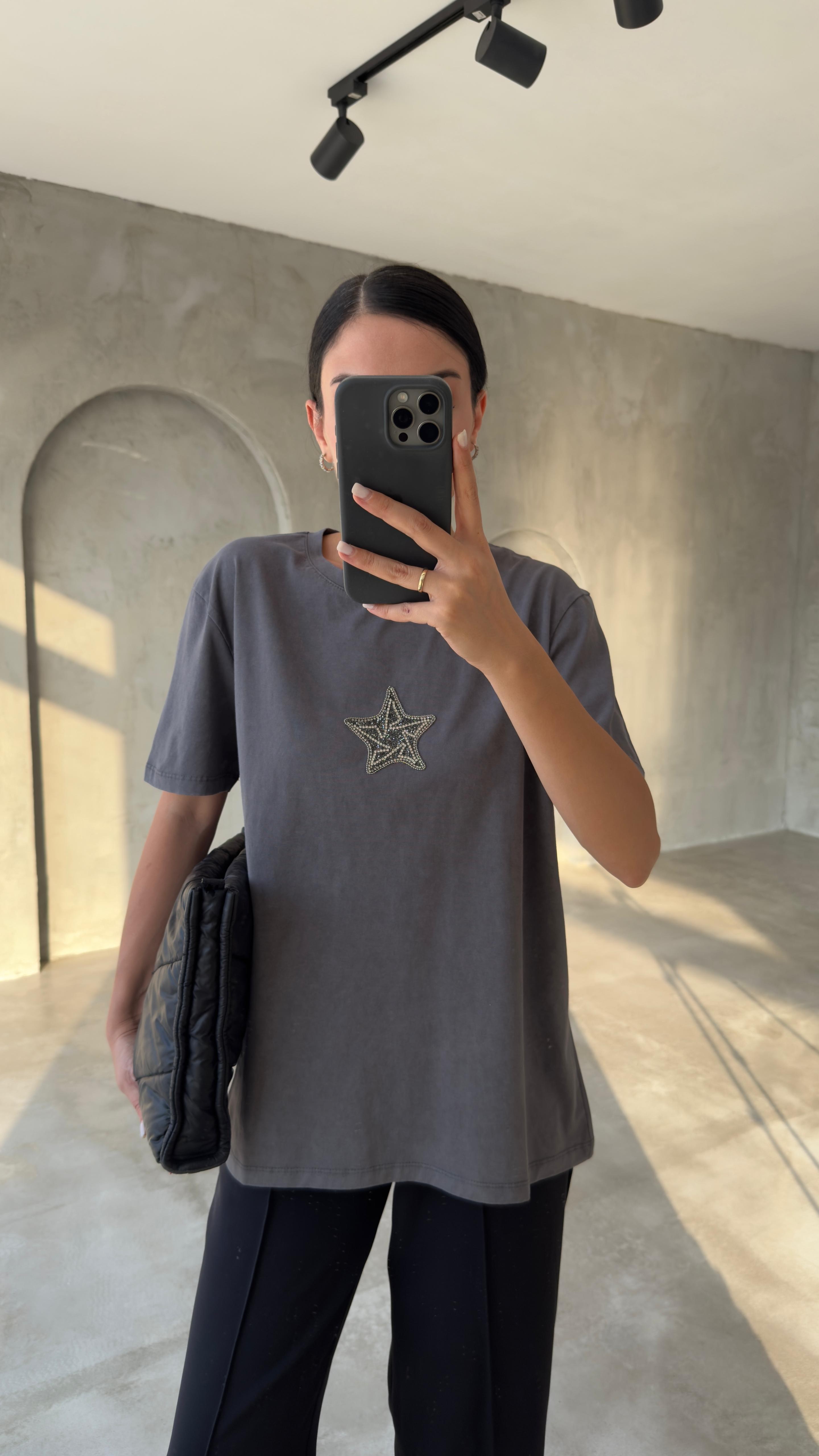 Orijinal Marka Yıldız İşlemeli Tshirt (VNTYLD)