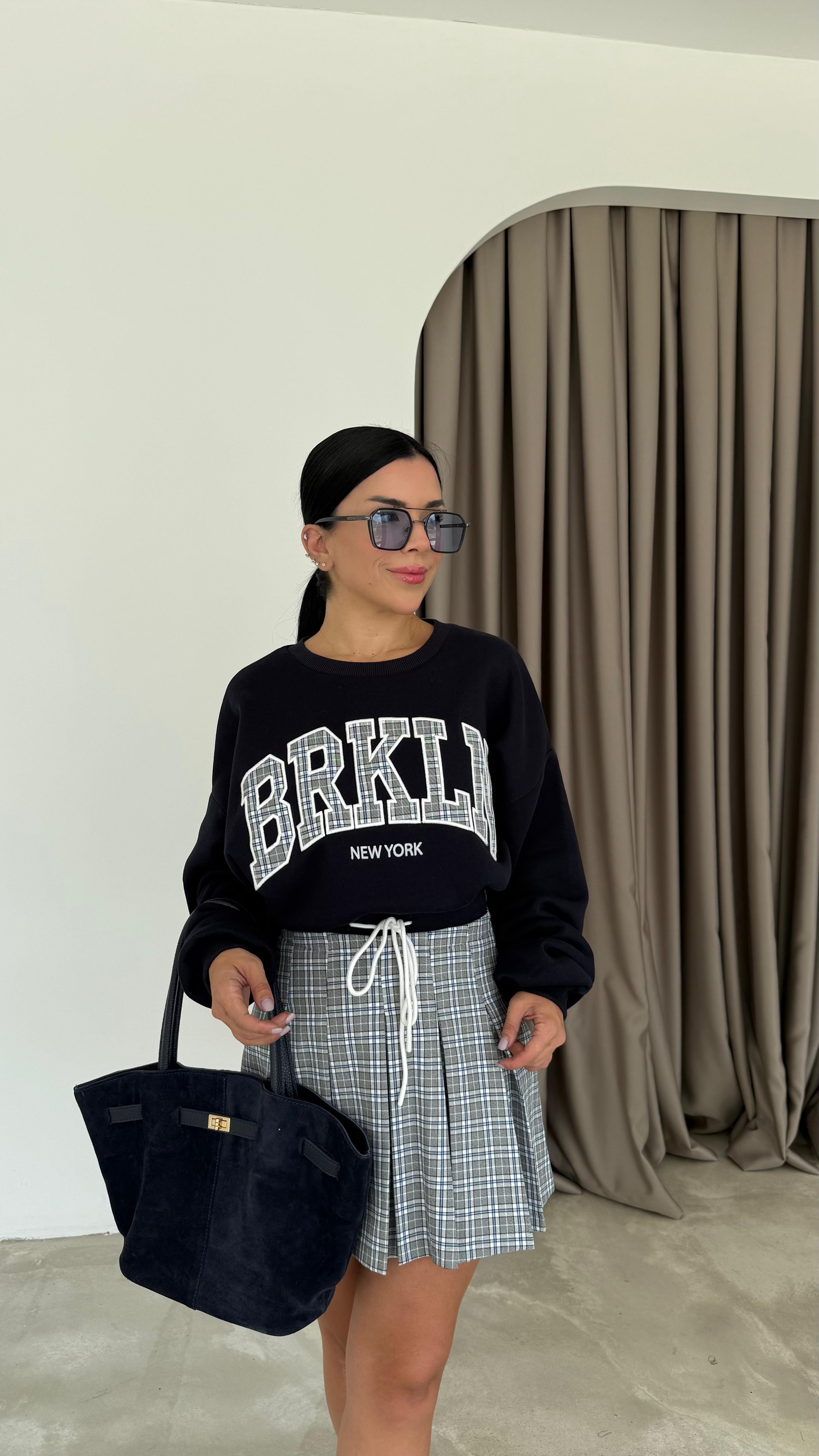 Yazı Detayı Ekose Desenli Oversize Sweatshirt (VNT00757)