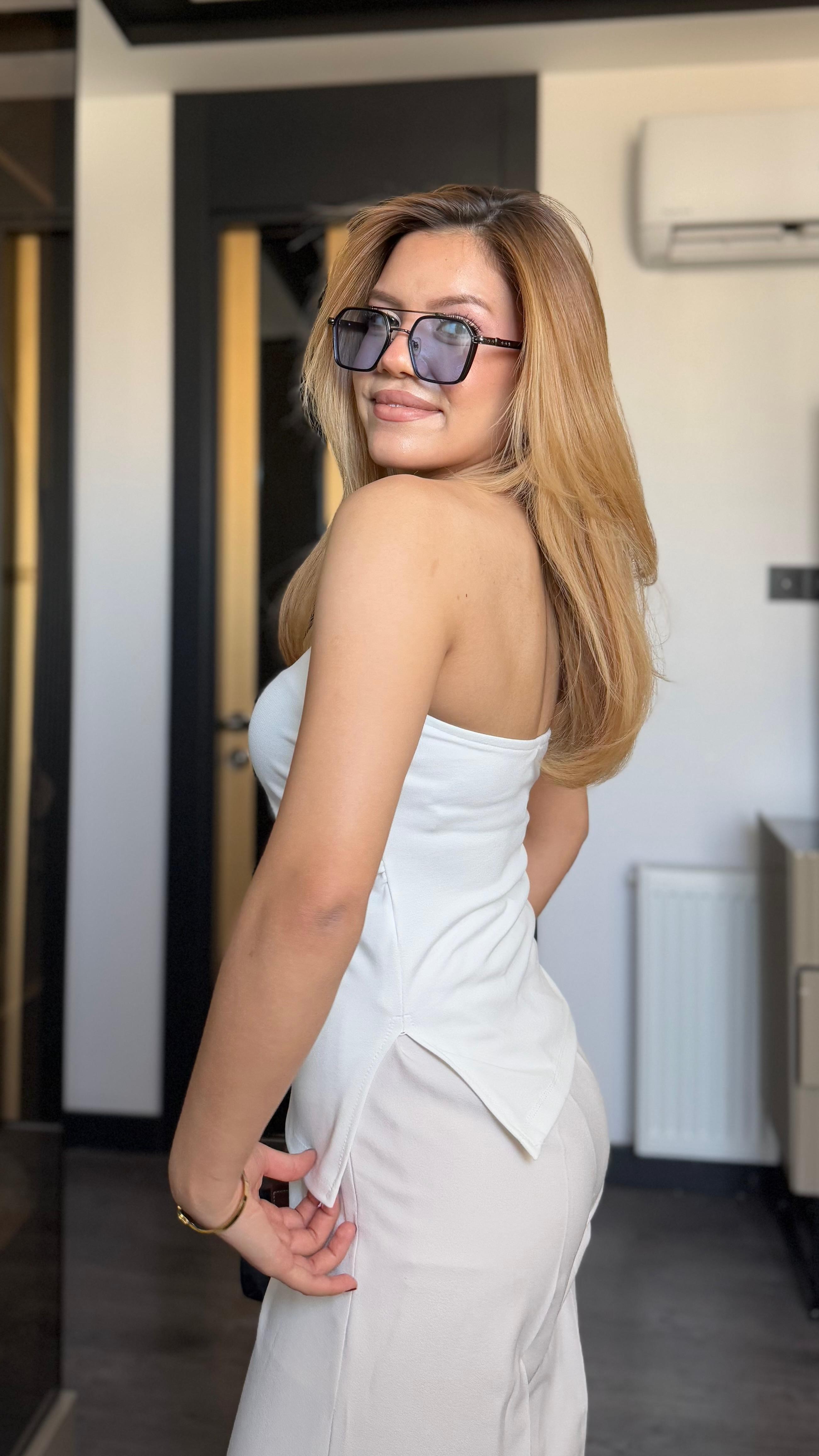 Yanı Yırtmaç Detaylı Drapeli Straplez