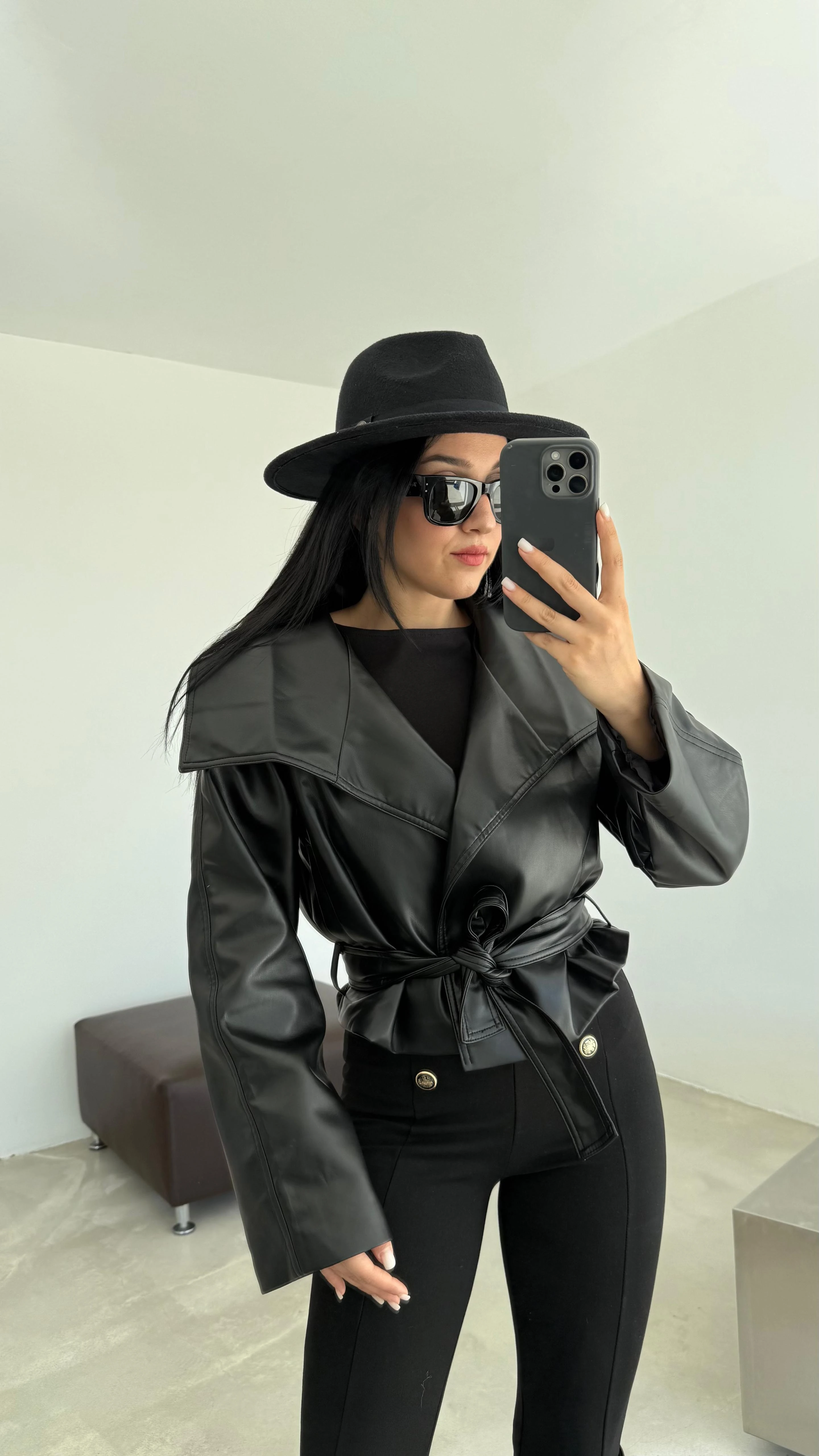 Reglan Kol Deri Ceket