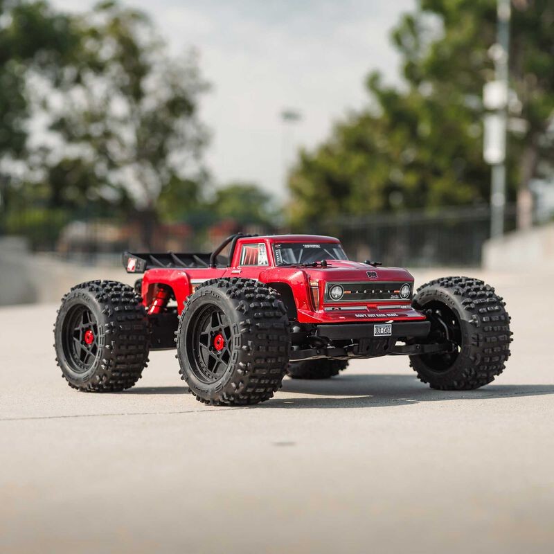 ARRMA 1/10 Outcast 4S BLX Brushless RTR 1/10 Stunt Truck