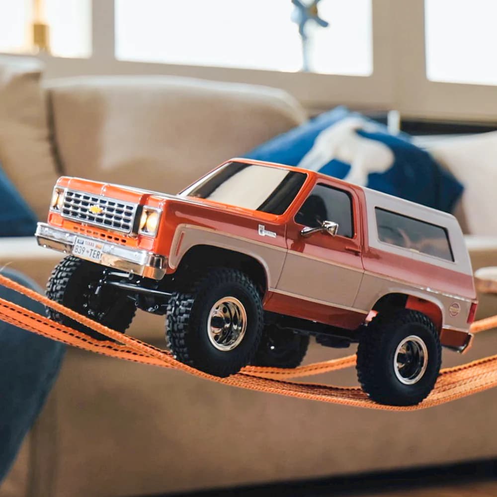 FMS K5 Blazer 1/24 ラジコン RTR FMS 1:24 FCX24 Chevrolet K5 Blazer ブラシレスラジコンクローラーRTR