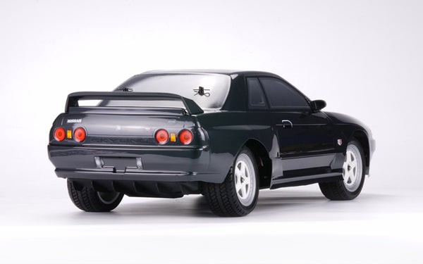 Carisma M48S 1/8 Nissan Skyline GT-R NISMO