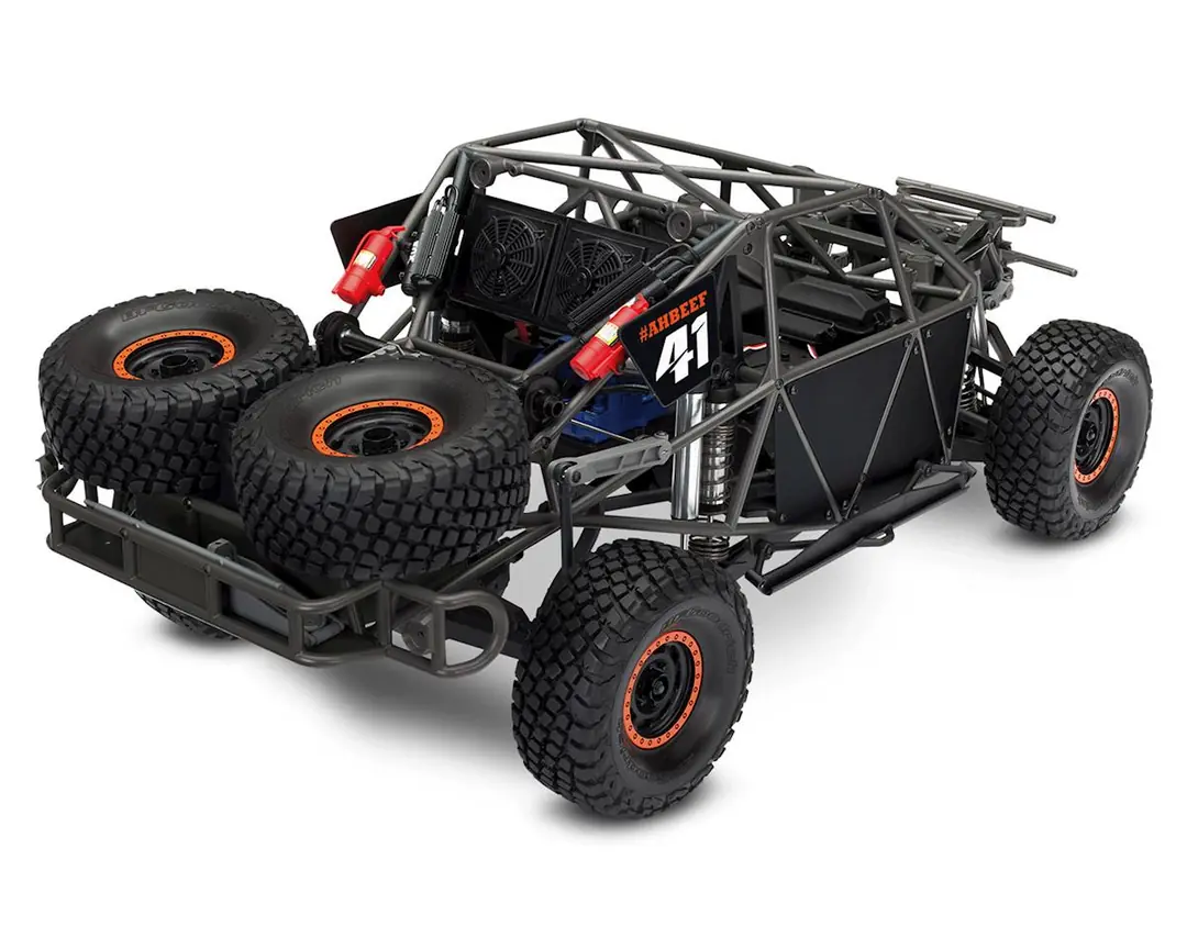 Traxxas UDR Unlimited Desert Racer – Gerçek Çöl Yarış Deneyimi