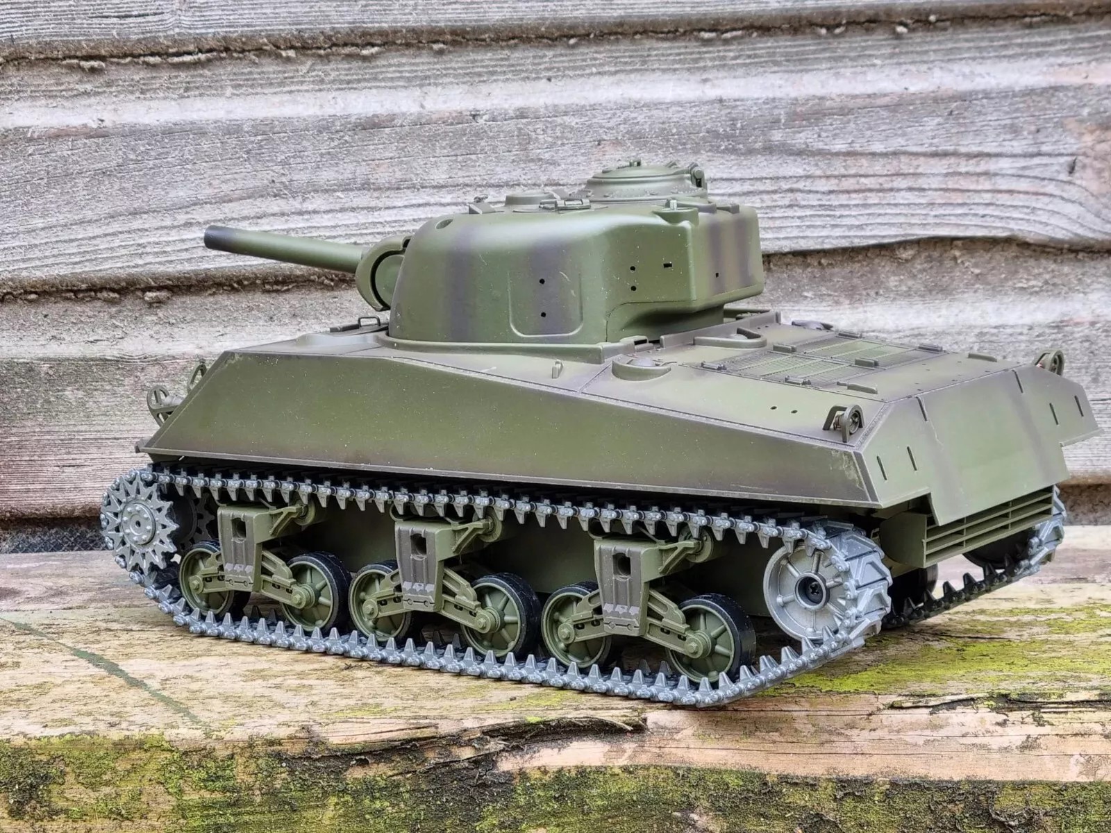 Heng Long 1/16 U.S.A M4A3 "Sherman" RC Tank (Ver. 7.0)