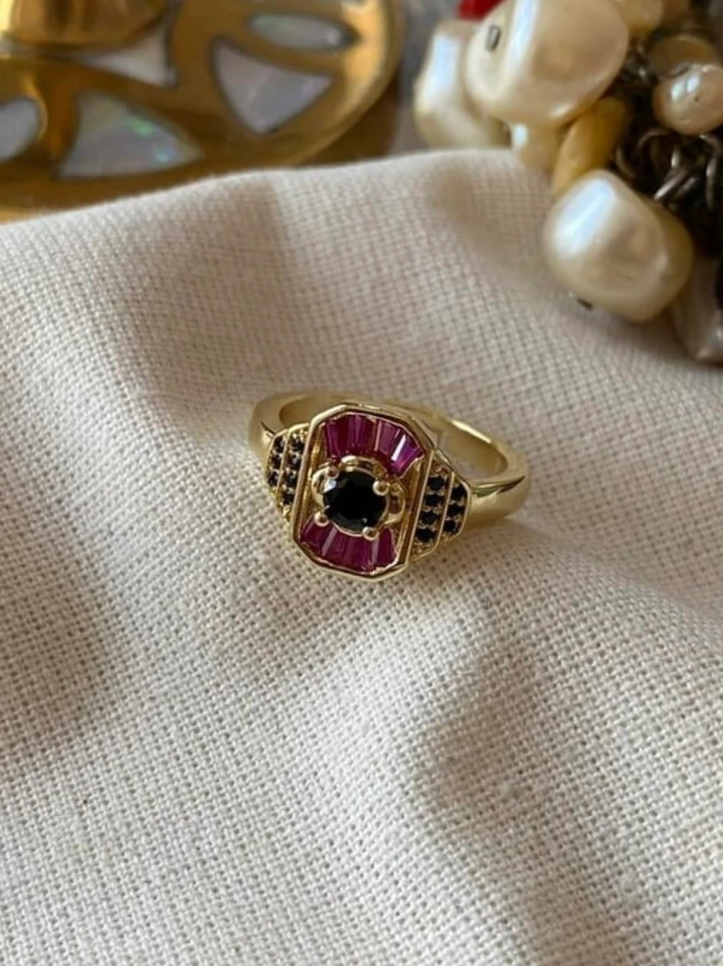 14K Pembe Taşlı Dikdörtgen Model Serçe Parmak Yüzüğü