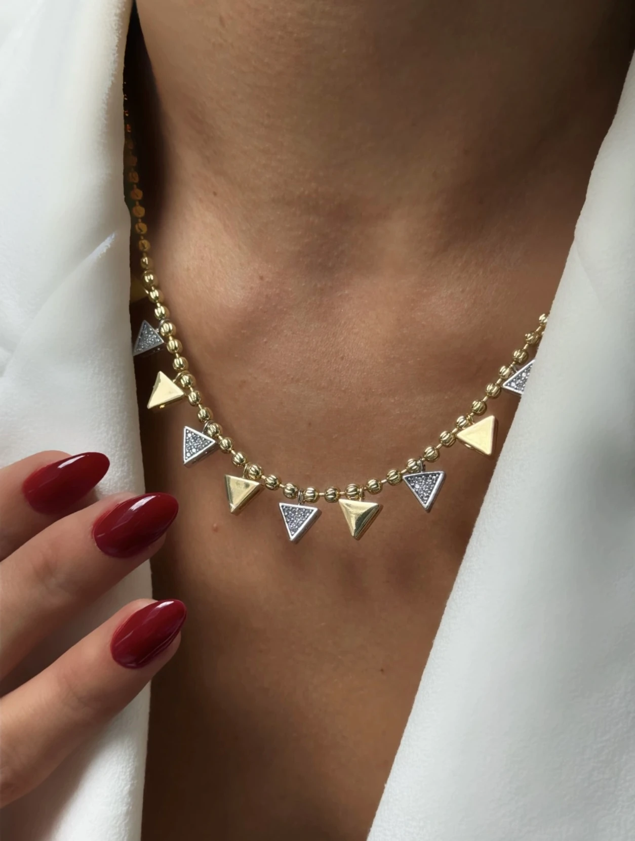 Vip Üçgen Mix Kolye