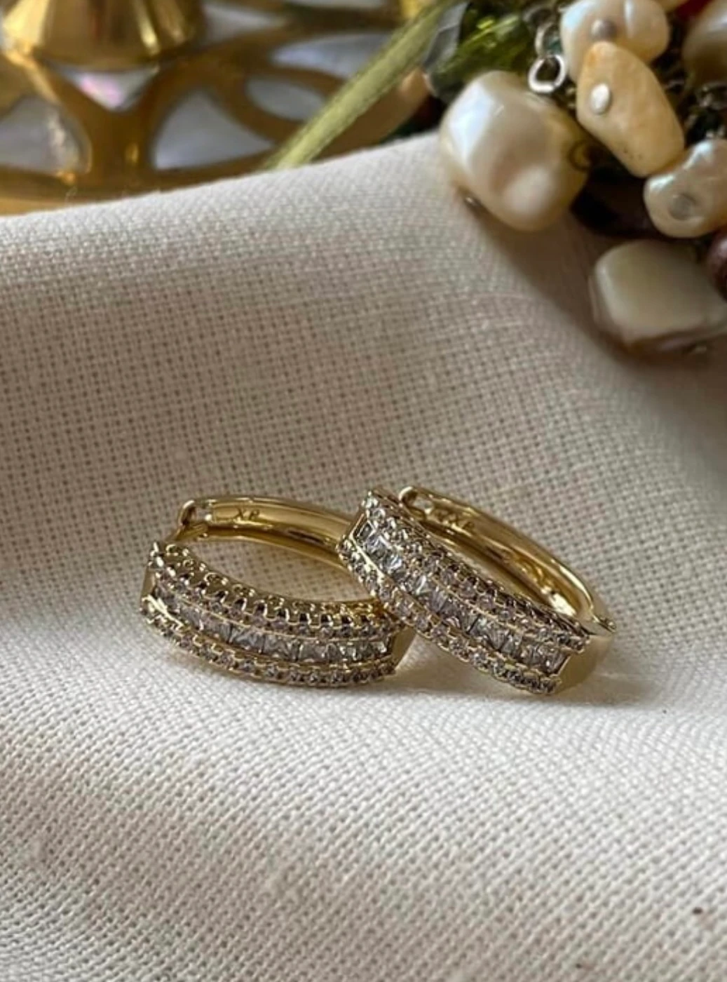 Vip 14K Taşlı Halka Küpe